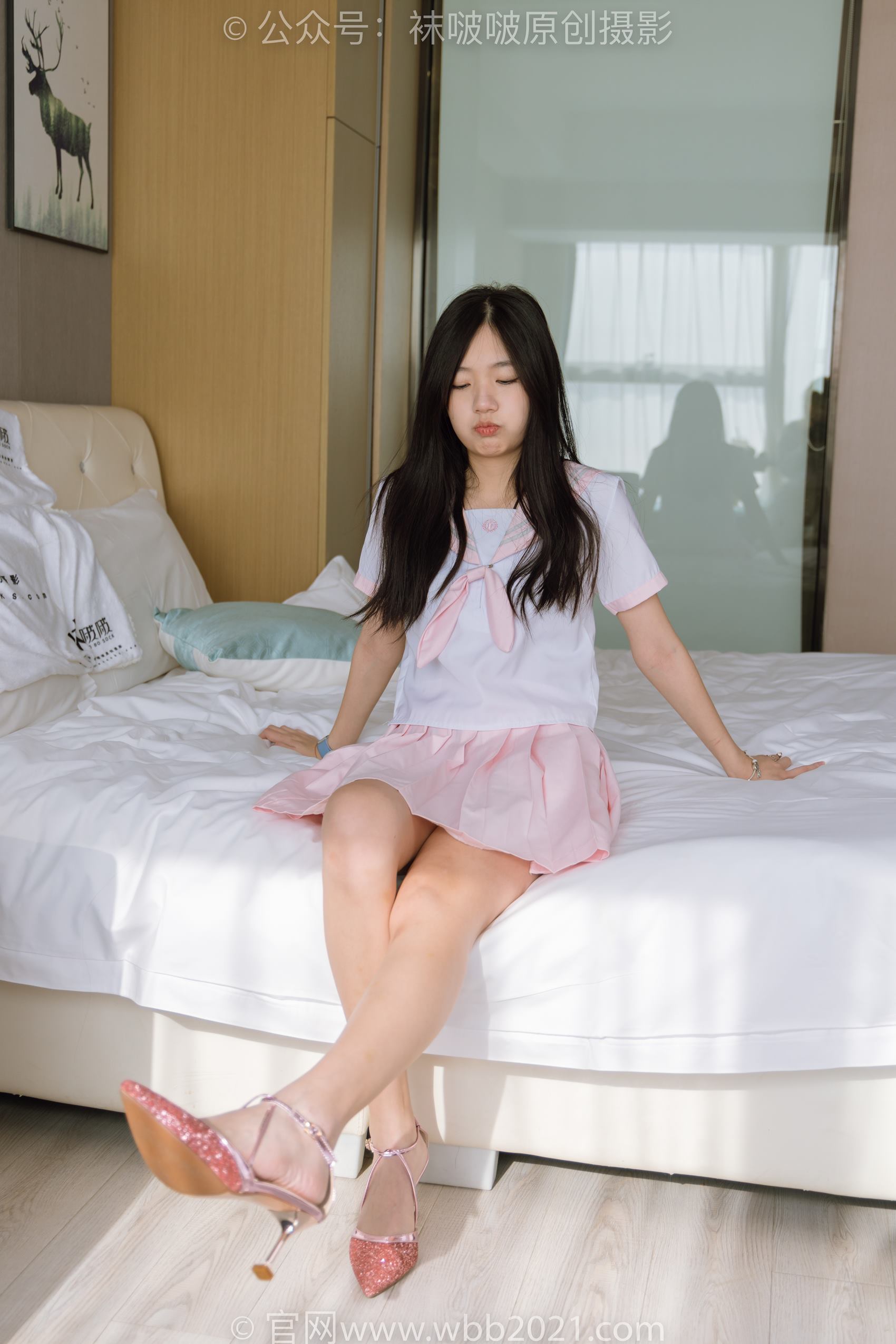 [BoBoSocks袜啵啵]NO.348 小甜豆-两双高跟鞋、厚白丝大腿袜、裸足[170P/1V/7.04GB]