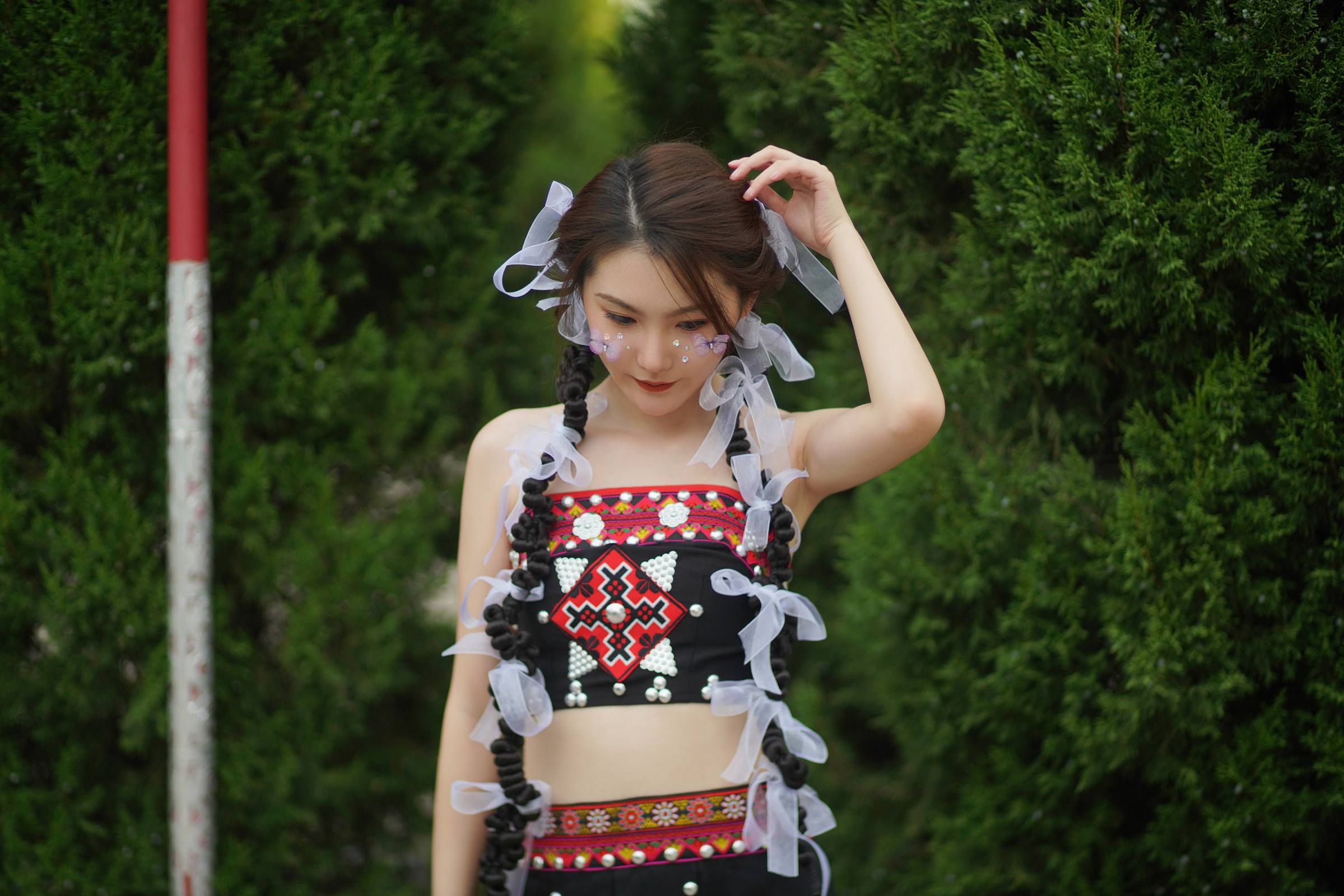 [YITUYU艺图语]2022.10.02 哈尼少女 袅袅[32+1P/518MB]