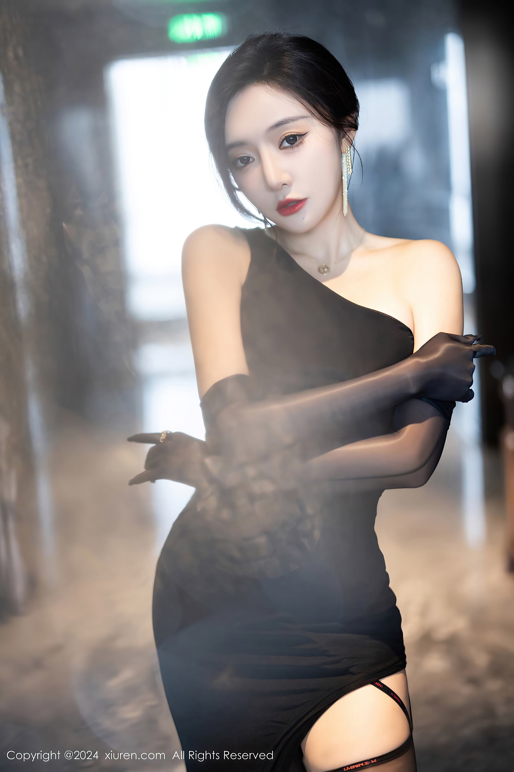 [Xiuren秀人网]2024.03.07 NO.8194 王馨瑶yanni[82+1P/611MB]