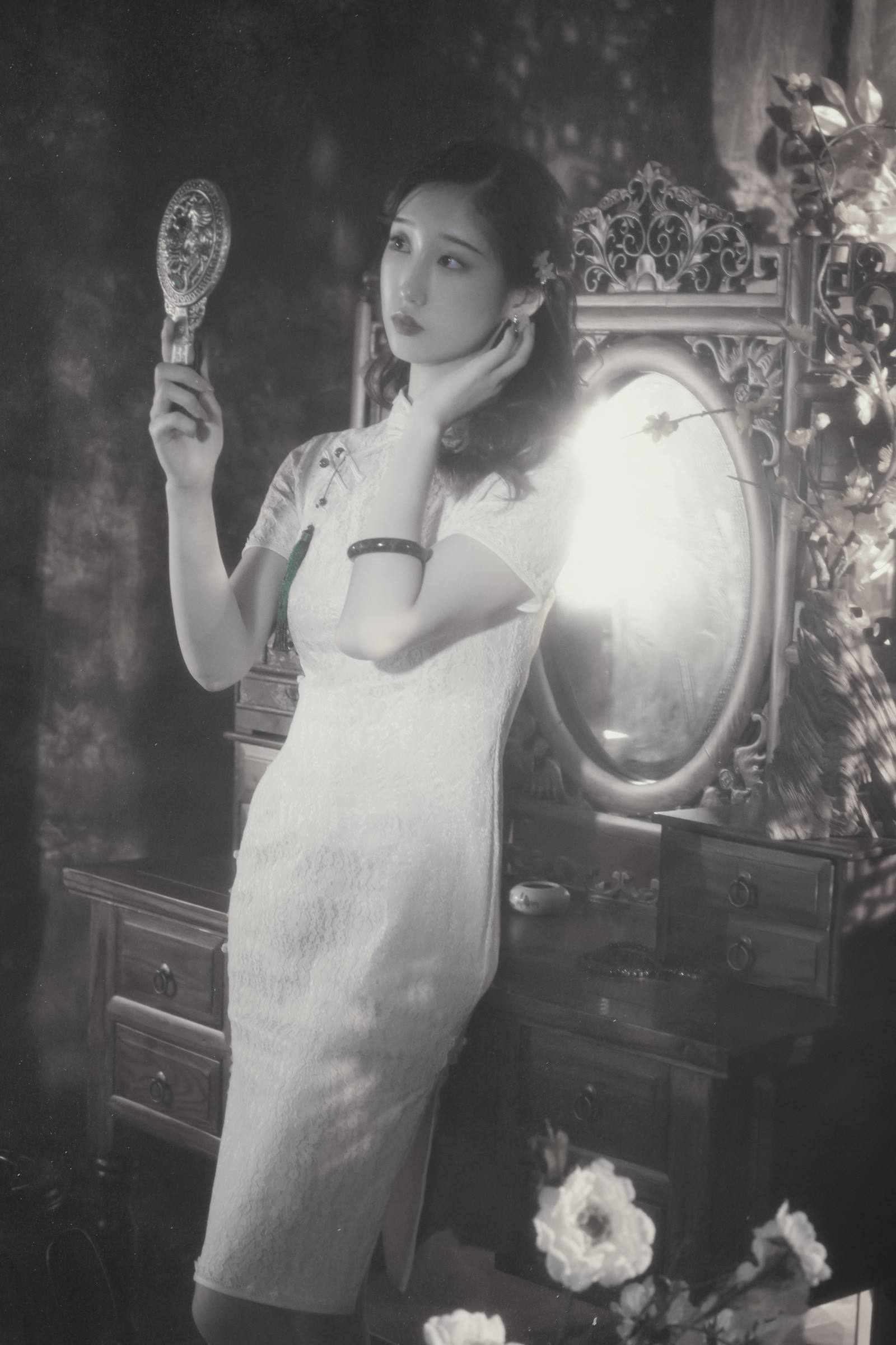 [YITUYU艺图语]2022.09.29 半生缘 君君[33+1P/908MB]