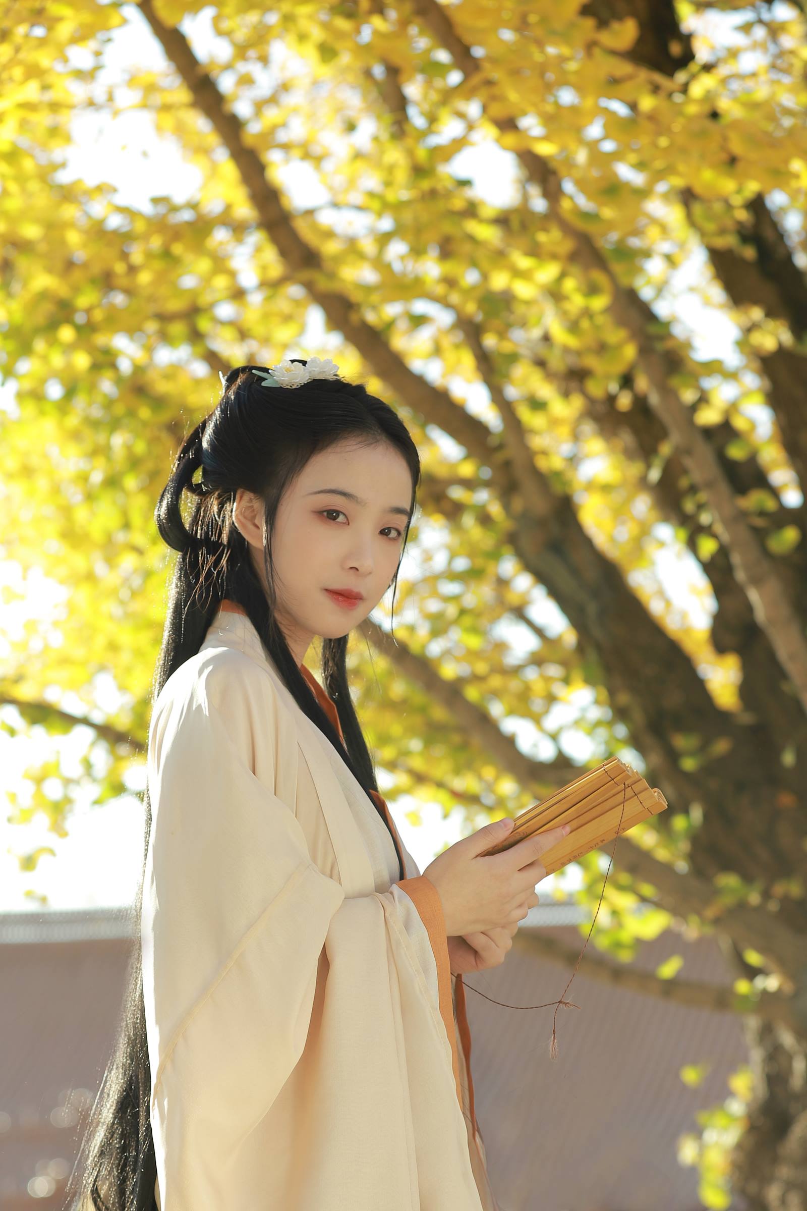 [YITUYU艺图语]2022.09.28 愿得一人心 汪国真潘潘[20+1P/164MB]