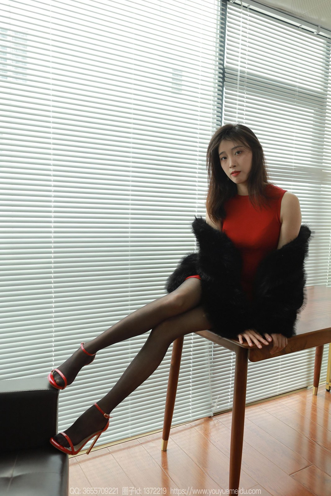 [IESS异思趣向] 2024.01.30 丝享家1651：小九《红色包臀裙（下）》[88P/82MB]