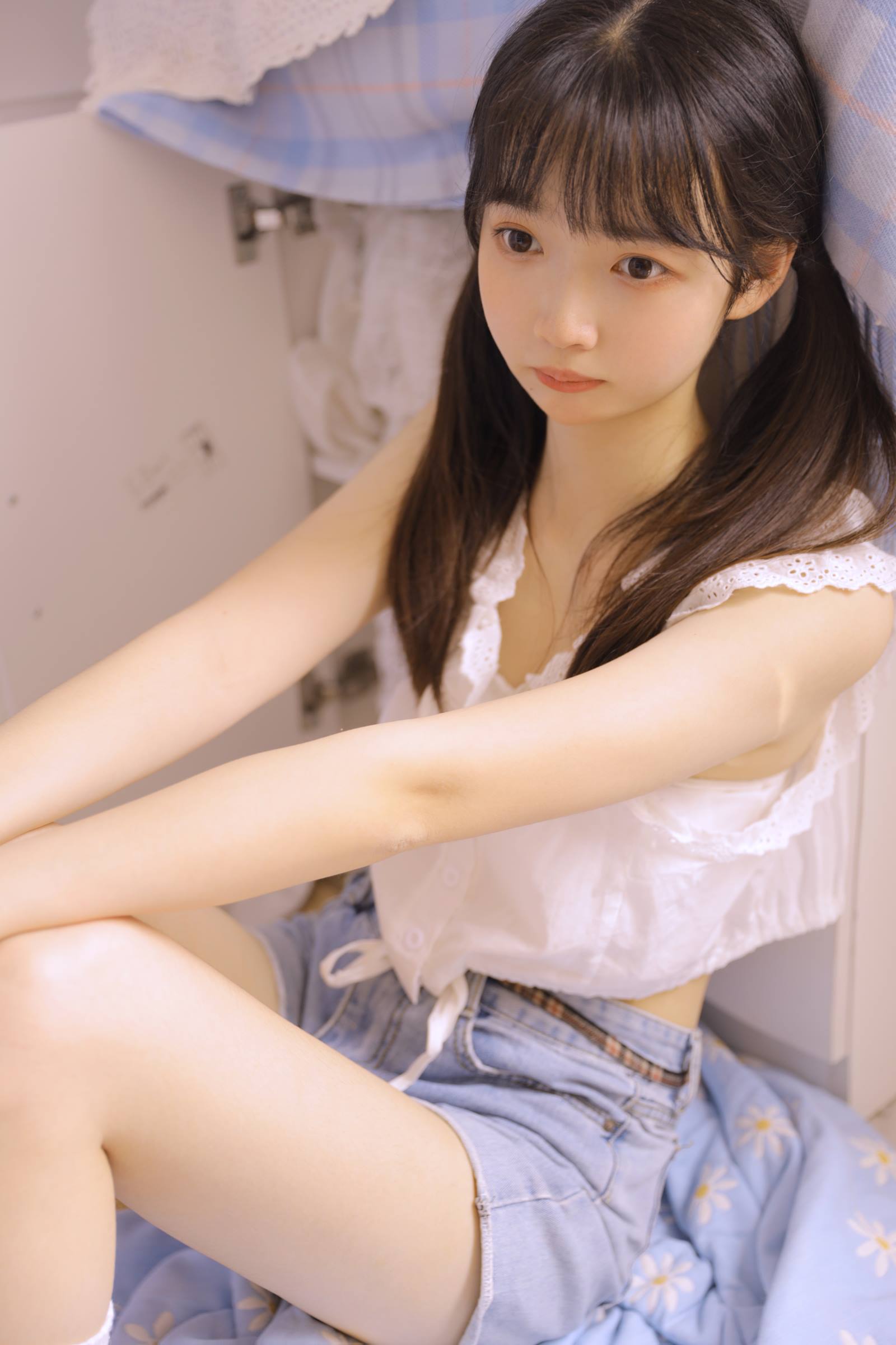 [YITUYU艺图语]2022.10.02 蓝色心情 小濑[21+1P/158MB]