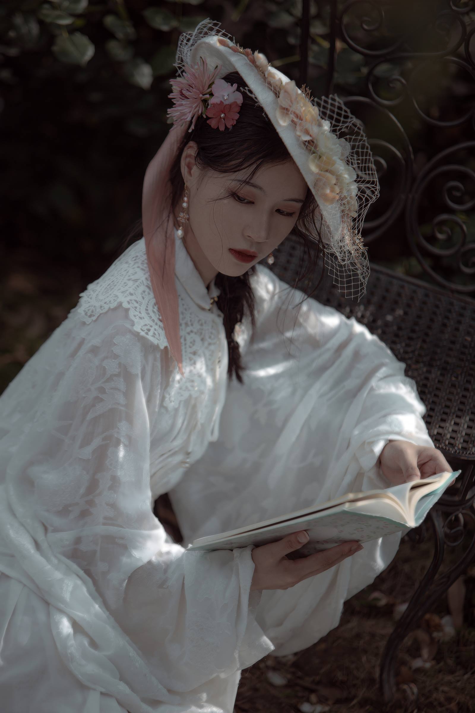 [YITUYU艺图语]2022.09.29 玫瑰 努力搬砖的双翮[27+1P/423MB]