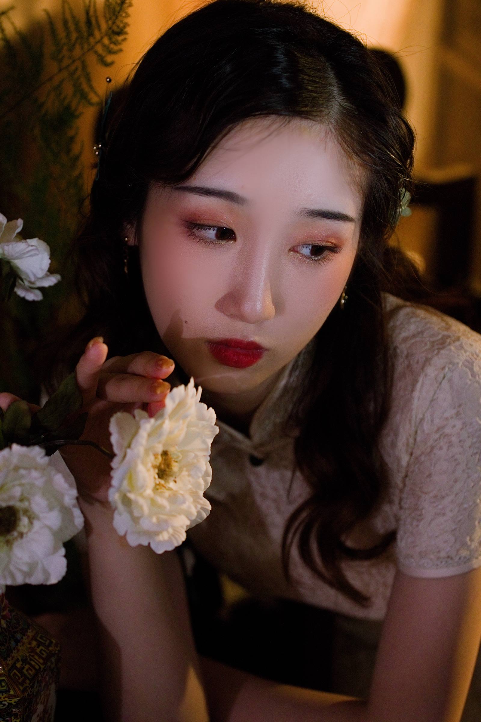 [YITUYU艺图语]2022.09.29 半生缘 君君[33+1P/908MB]