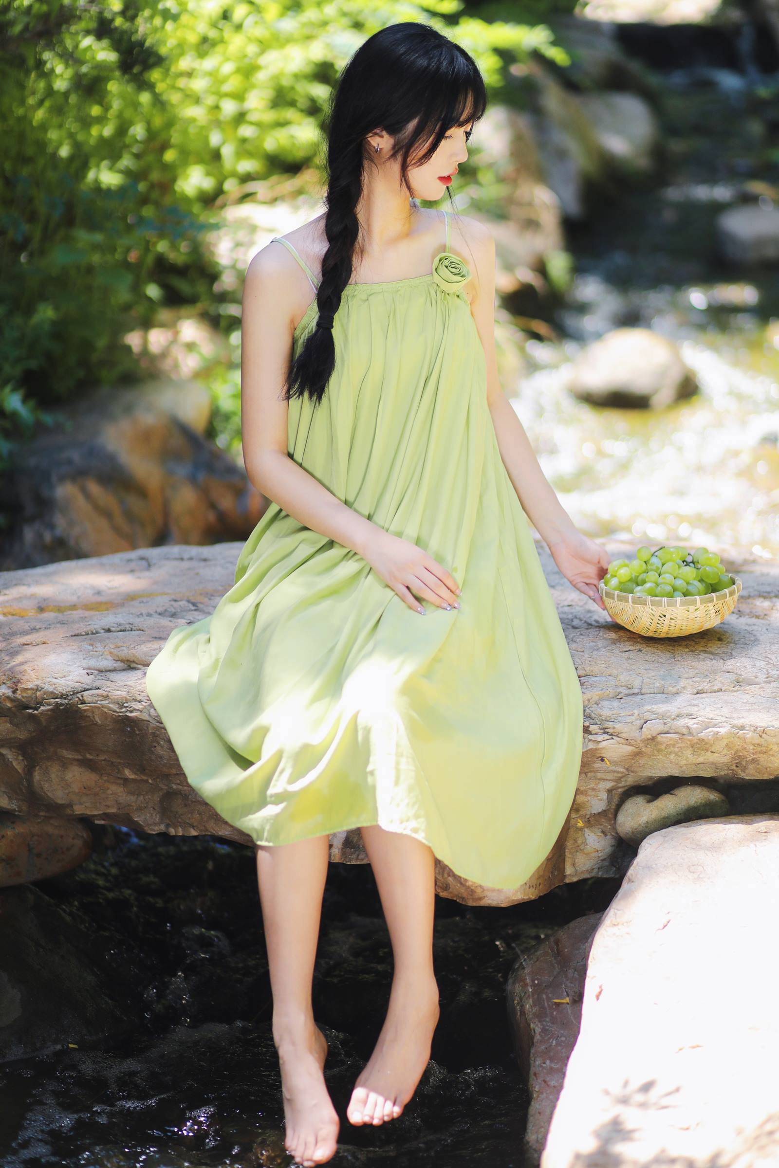 [YITUYU艺图语]2022.09.27 青提与清溪 淺櫻桃奈[27+1P/291MB]