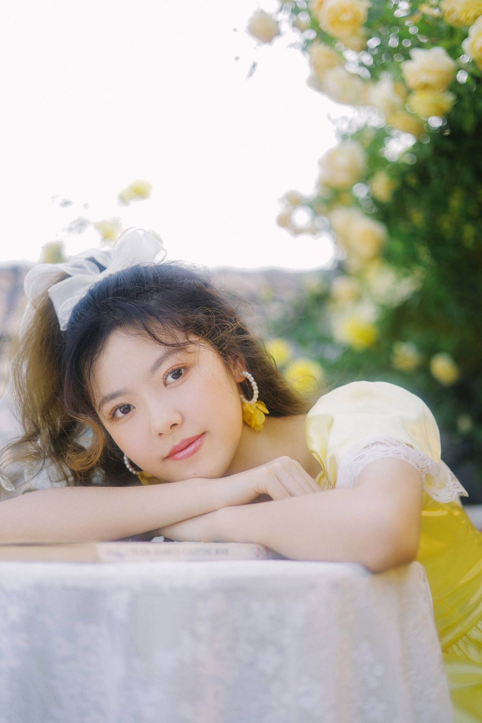 [YITUYU艺图语]2022.10.02 花恋语 盈盈[28+1P/225MB]