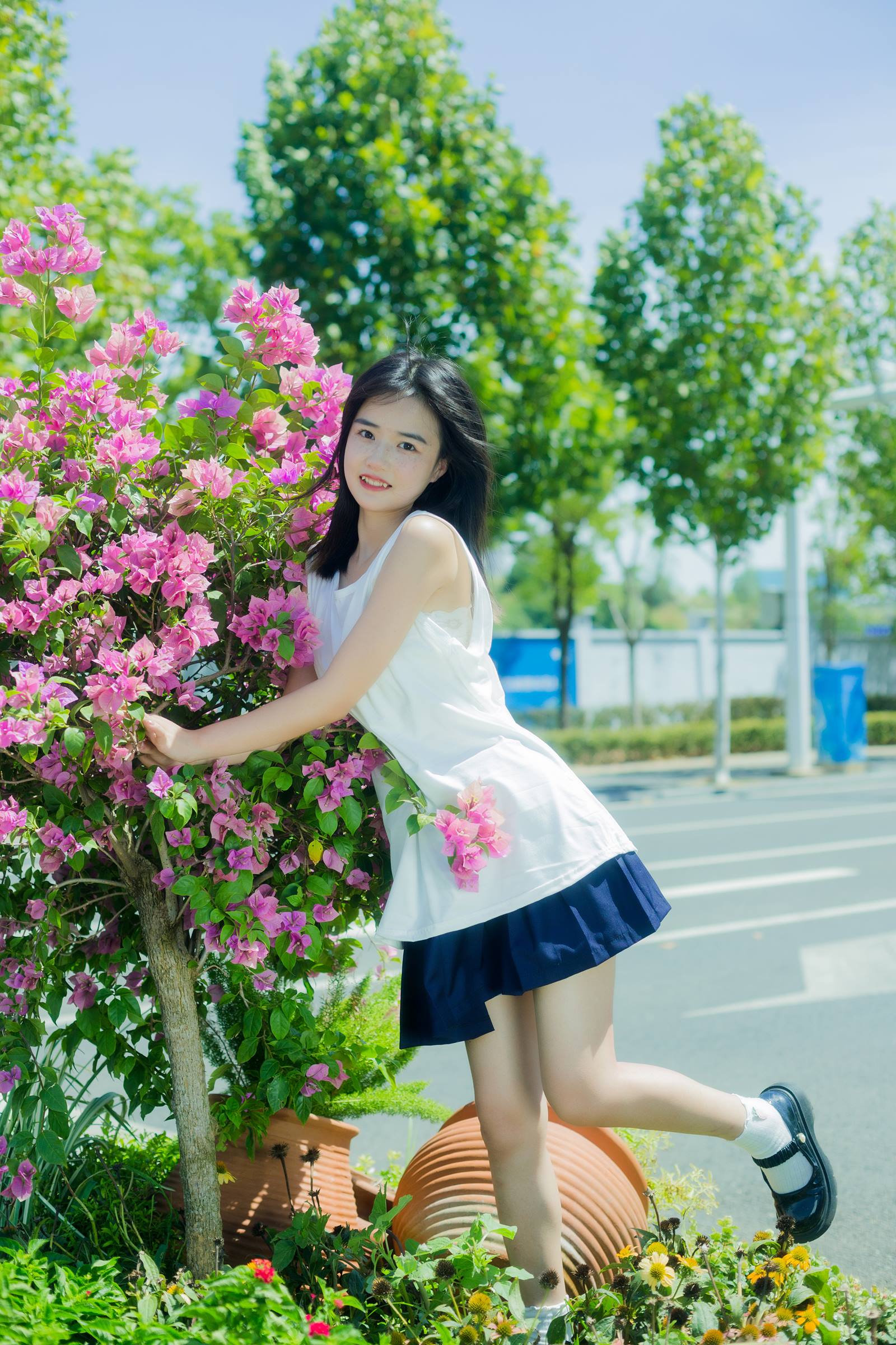 [YITUYU艺图语]2022.09.30 街心三角梅 小怡妹妹cute[33+1P/362MB]