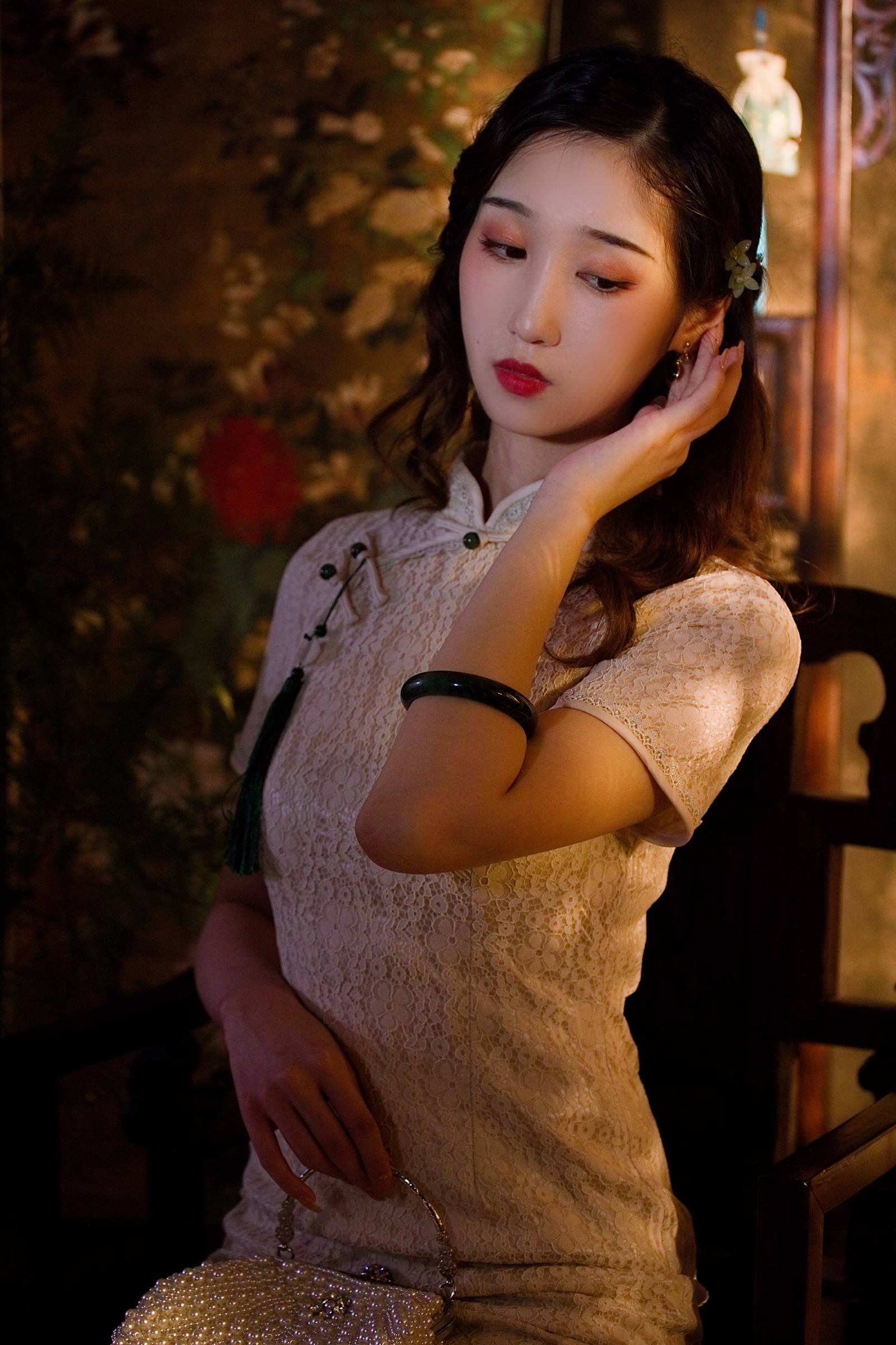 [YITUYU艺图语]2022.09.29 半生缘 君君[33+1P/908MB]