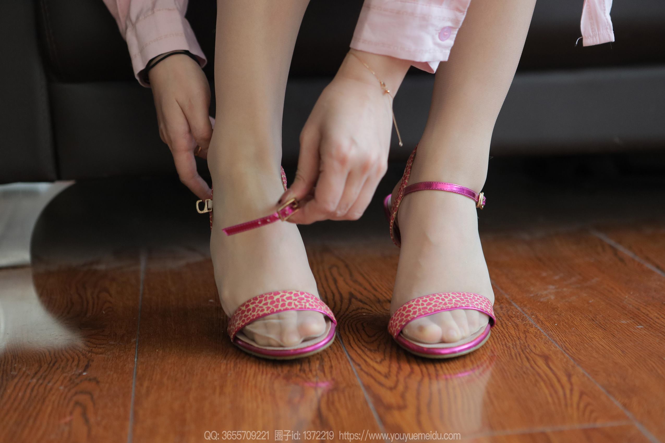 [IESS异思趣向] 2024.02.07 丝享家1658：秋秋《暗送秋波》[88P/80MB]