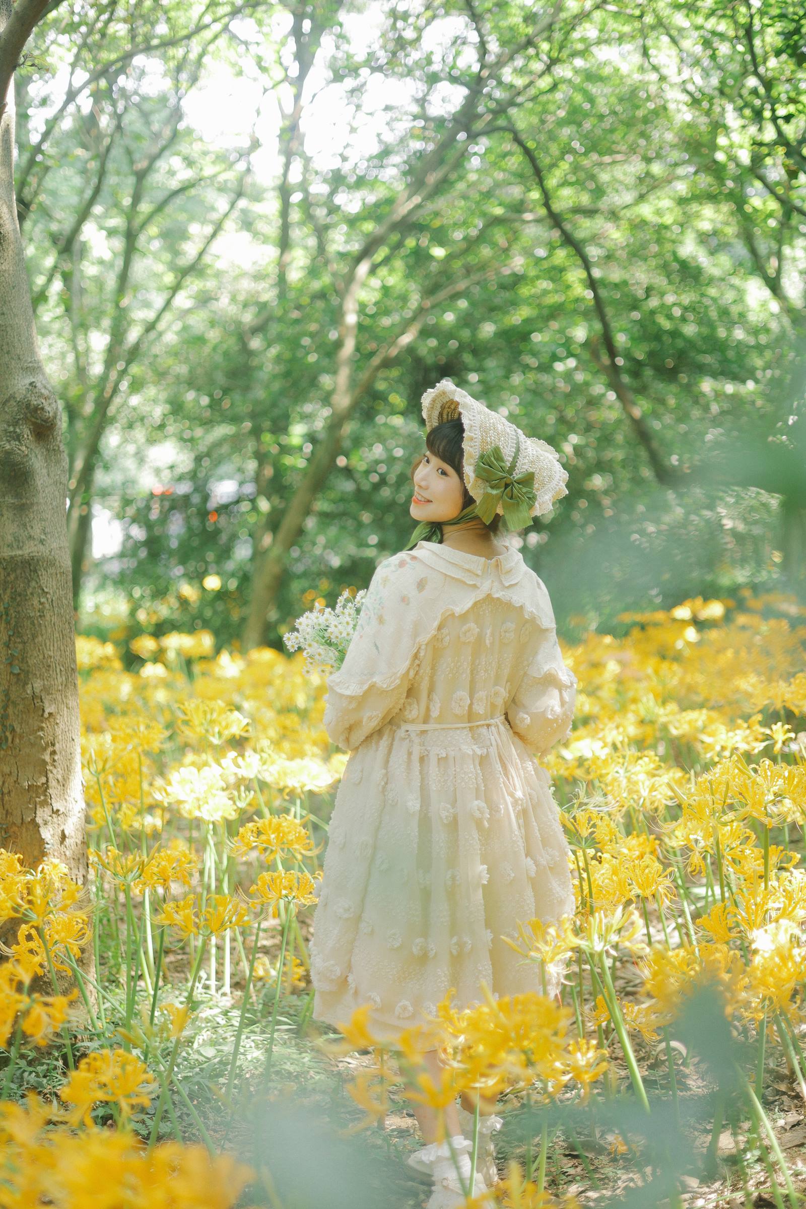 [YITUYU艺图语]2022.10.04 彼岸花开 蓝胖子-[44+1P/327MB]