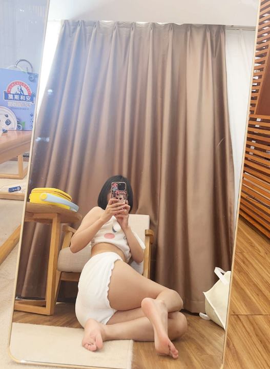 动漫博主@胜利的小生活微密圈系列 -SM粉衣女友 [37P/31MB]