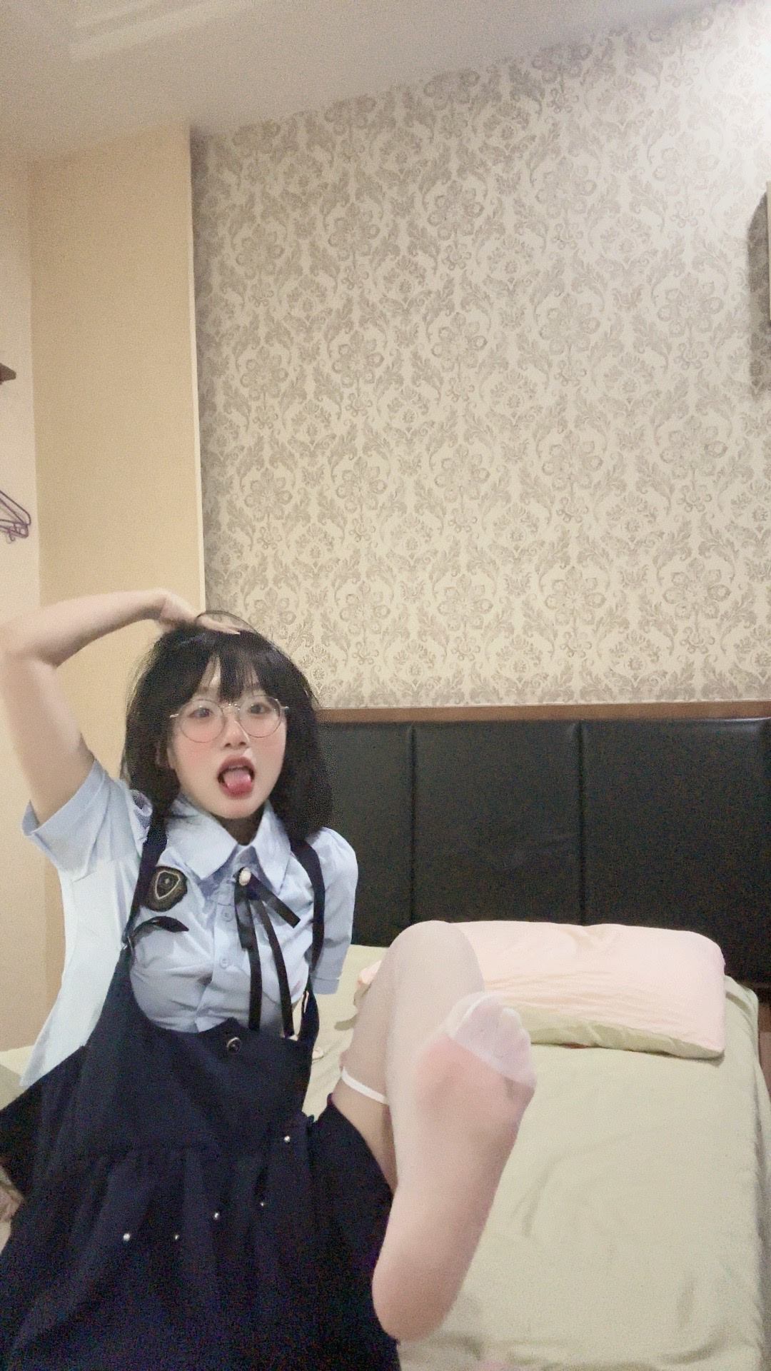 动漫博主@胜利的小生活微密圈系列 -学苑派 [15P/31MB]