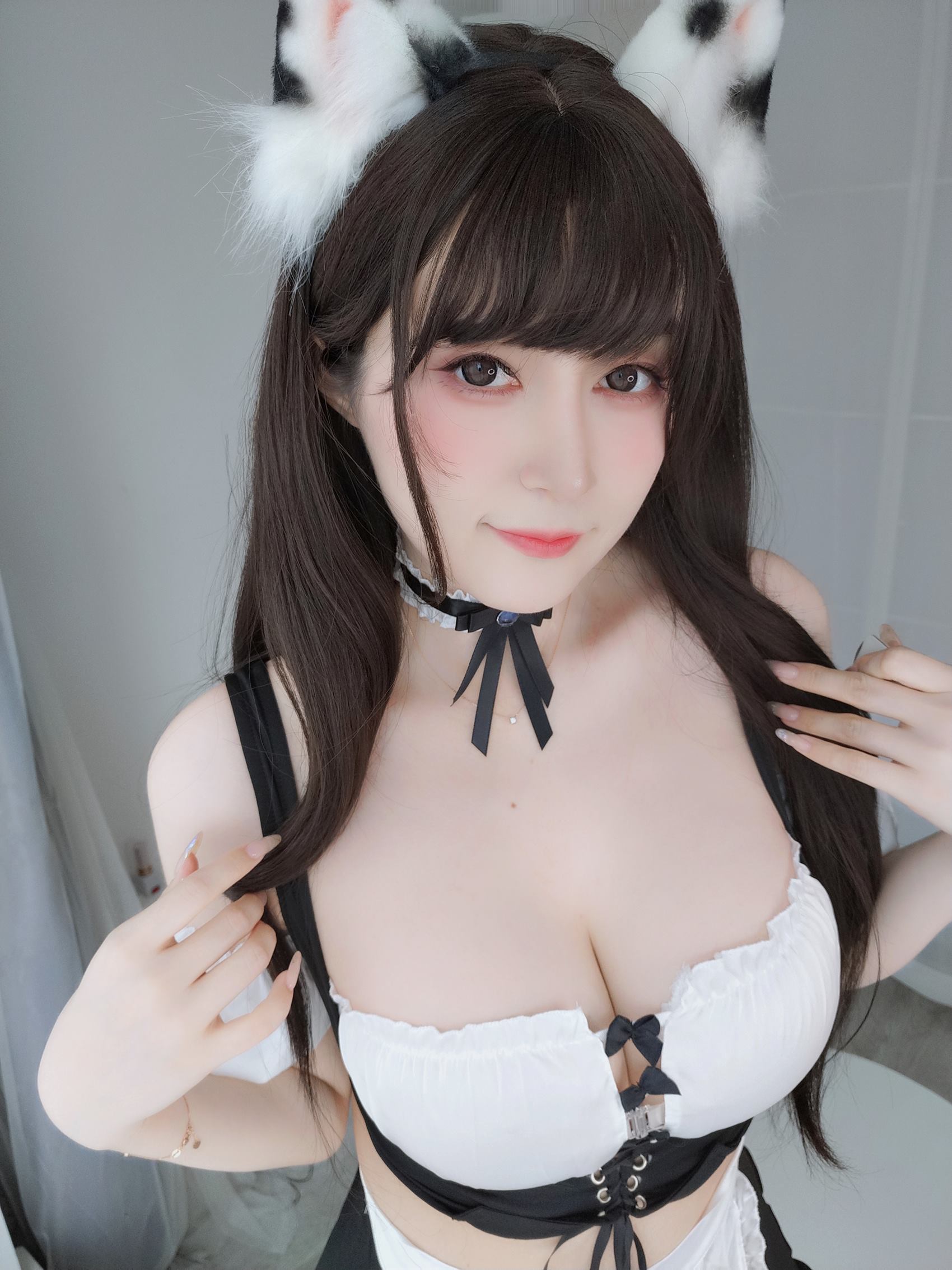 白银 - 2023年04月会员合集[346P/2V/1.01GB]