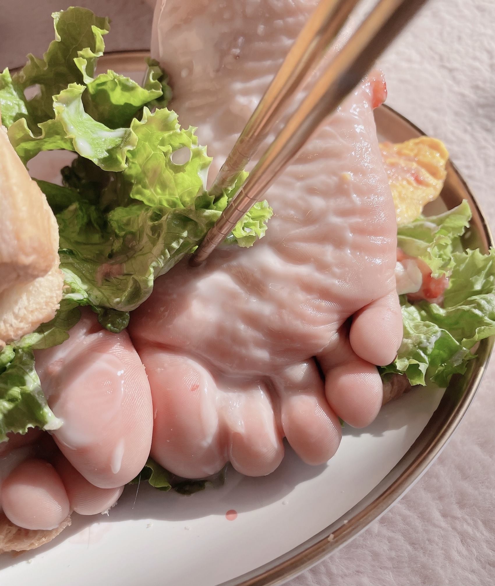 网紅Coser@地瓜小朋友 地瓜牌肉丝裸足汉堡[55P/68MB]