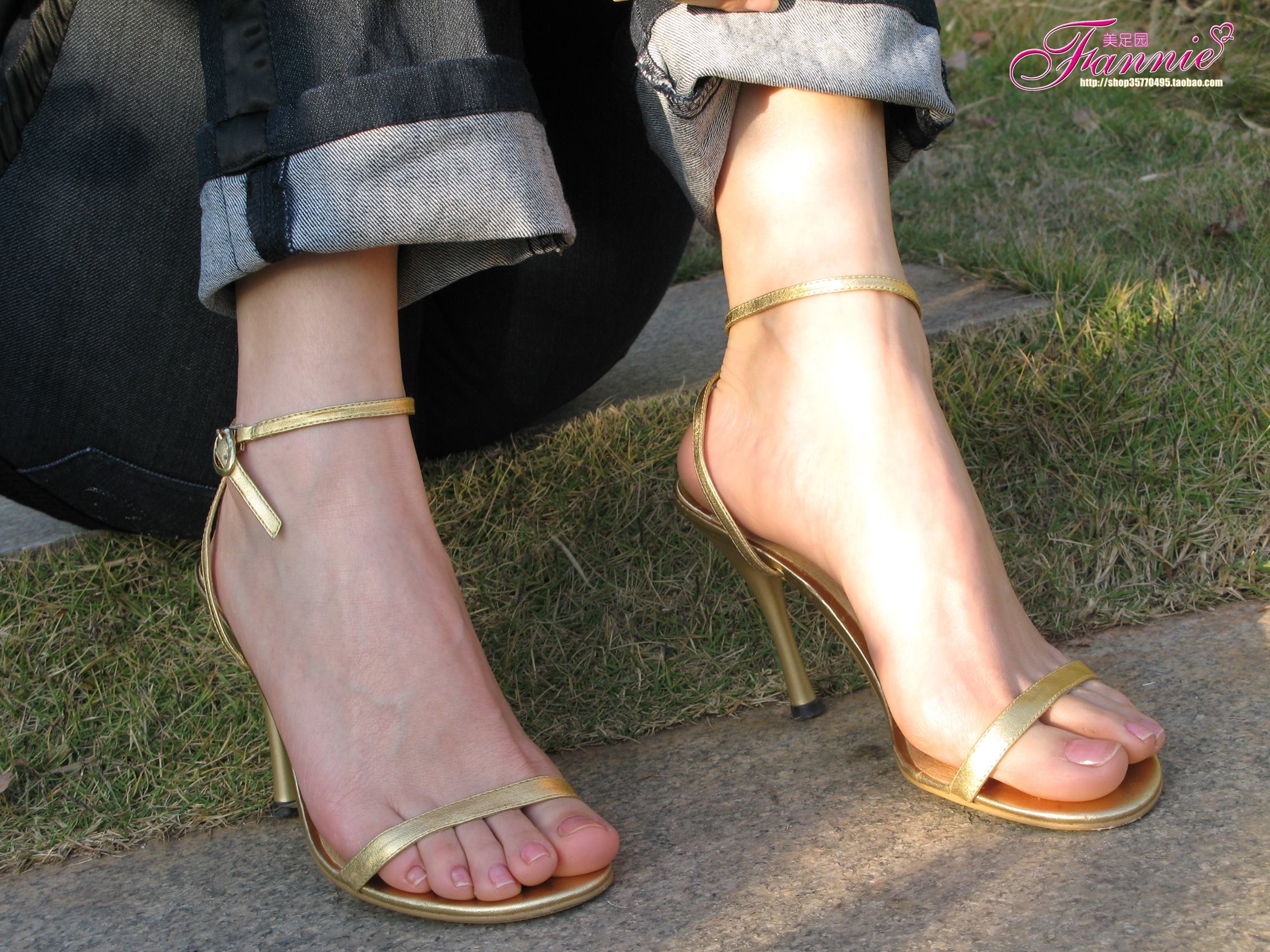 Fannie芬妮每足园 No.396 柔软阳光3[61P/191MB]