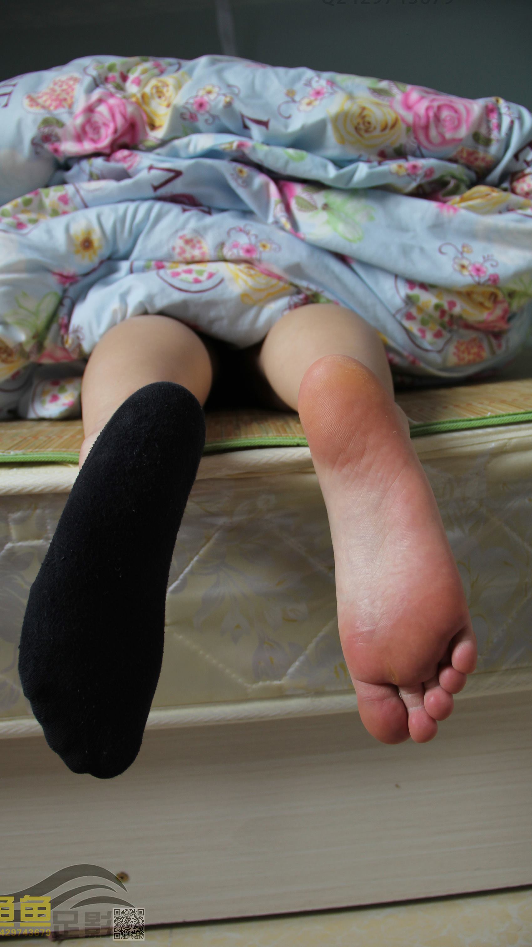 鱼鱼足影@069-第69期：肥妞与佛山金融妹[81P/215MB]