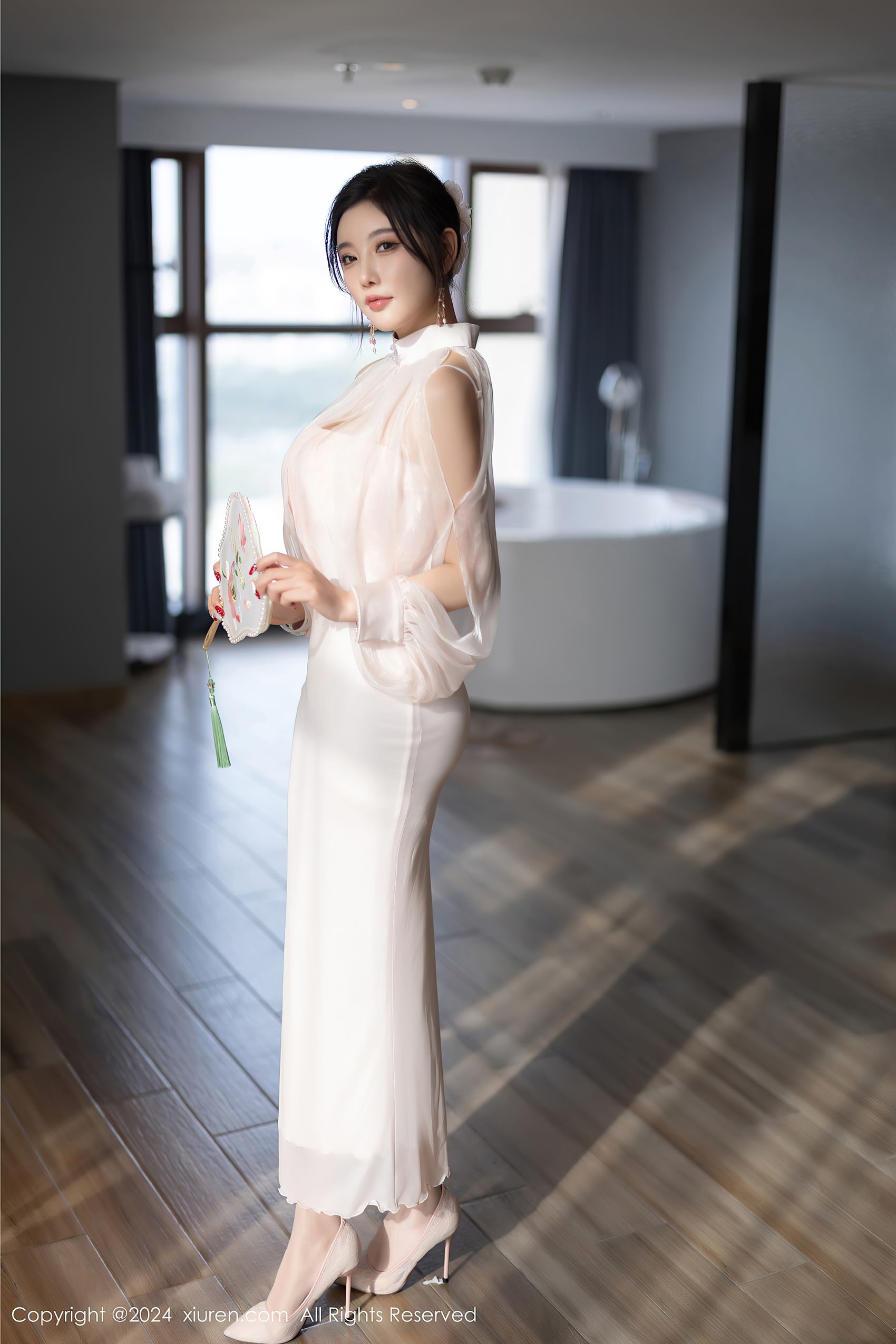 [Xiuren秀人网]2024.03.26 NO.8294 杨晨晨Yome[80+1P/549MB]