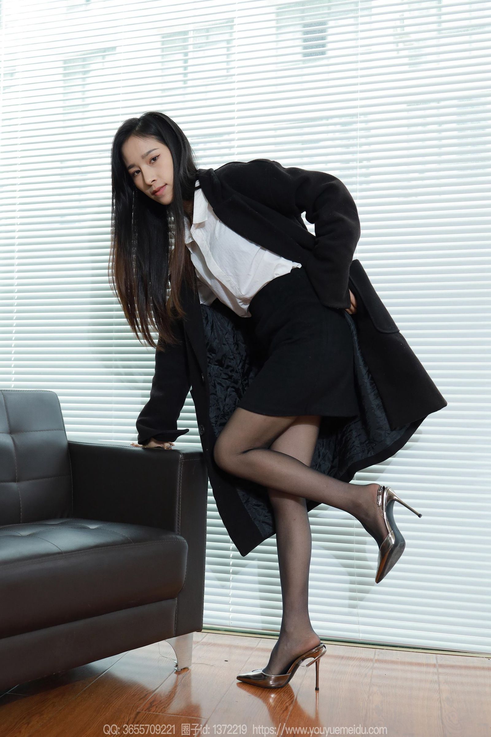 [IESS异思趣向] 2024.02.28 丝享家1676：美子《节后上班》[90P/73MB]