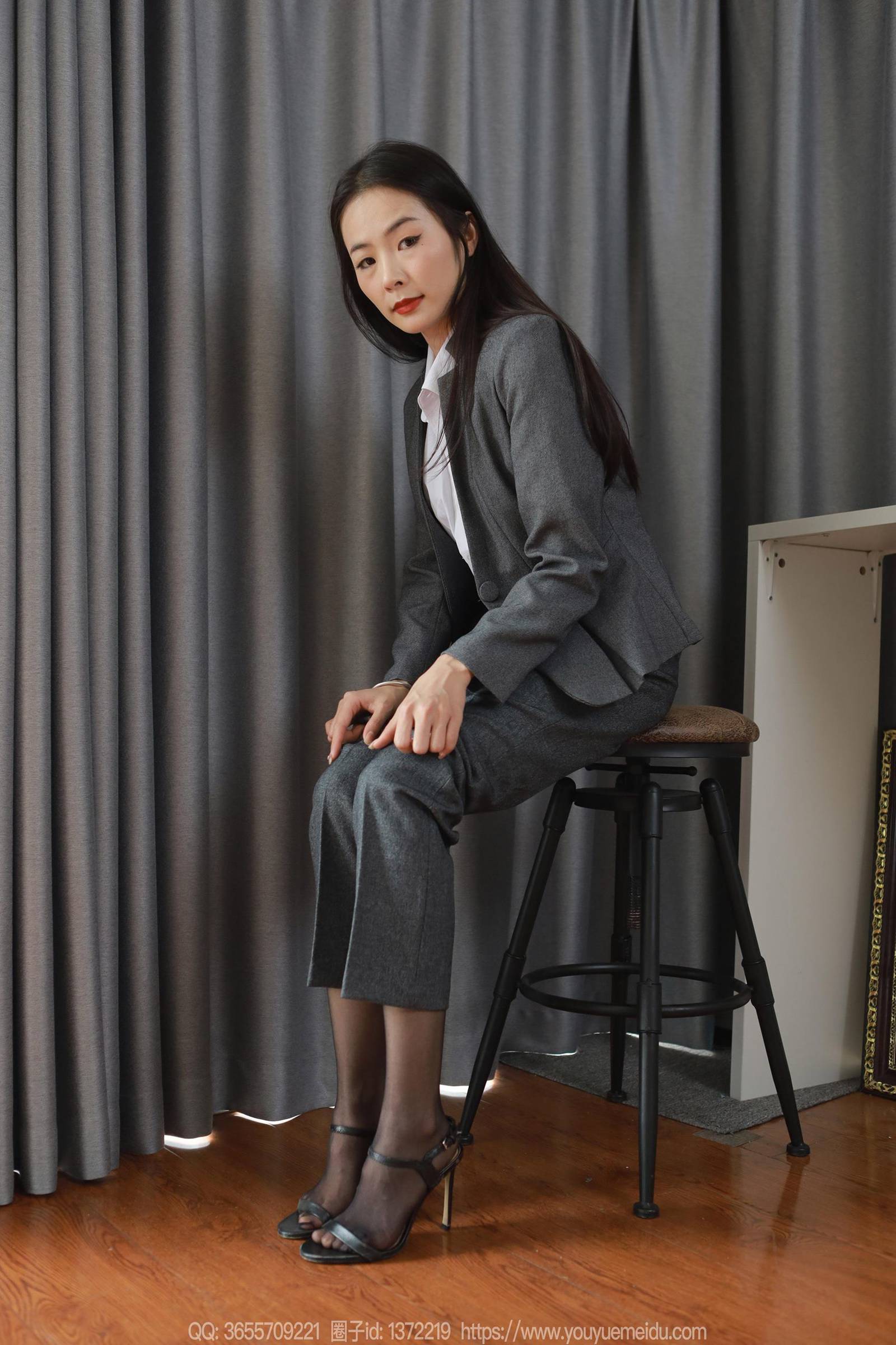 [IESS异思趣向] 2024.03.08 丝享家1684：小金《裤里嘿斯》[82P/78MB]