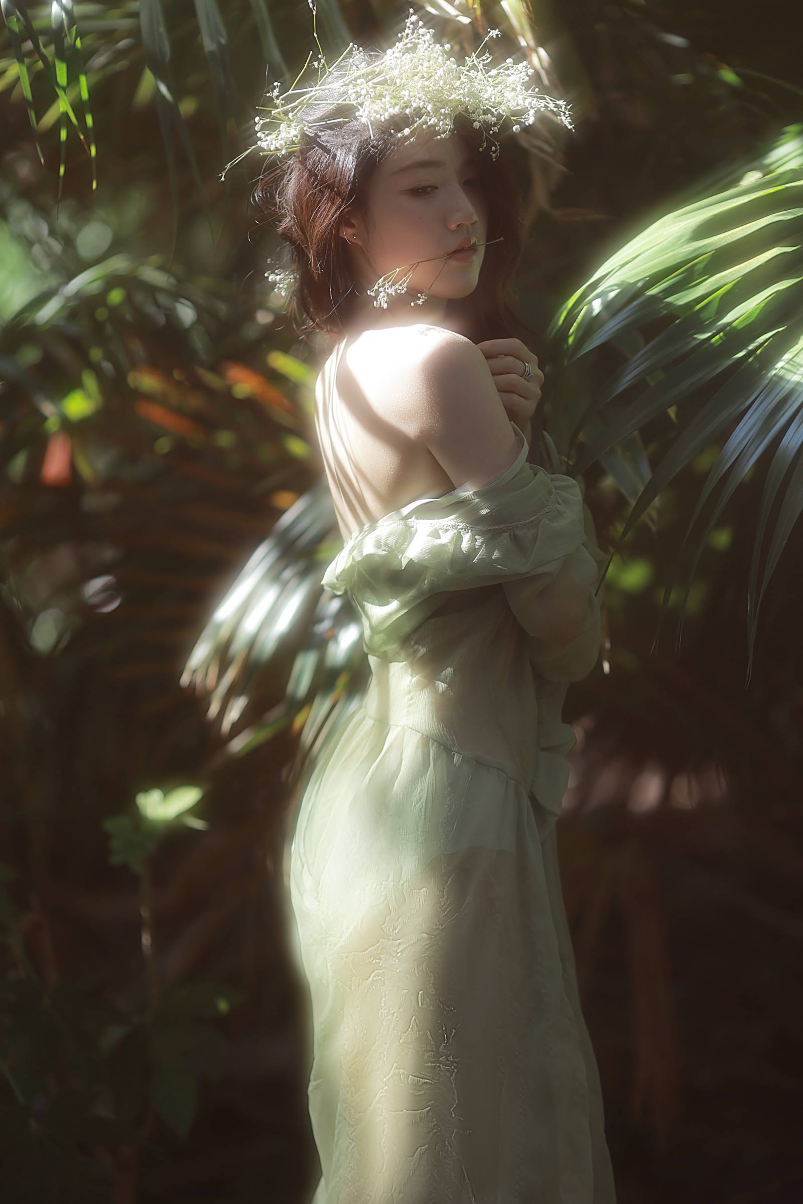 [YITUYU艺图语]2022.10.15 绿意 酥香兔肉[23+1P/106MB]