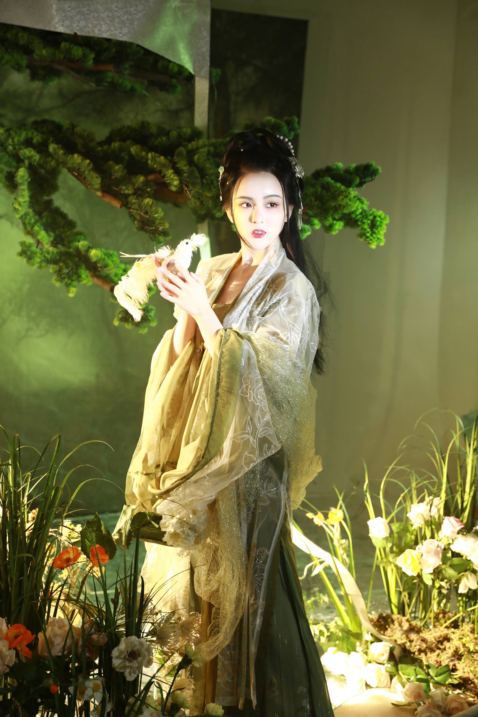 [YITUYU艺图语]2022.10.15 飞鸟卷 天晴后的樱花花[29+1P/327MB]