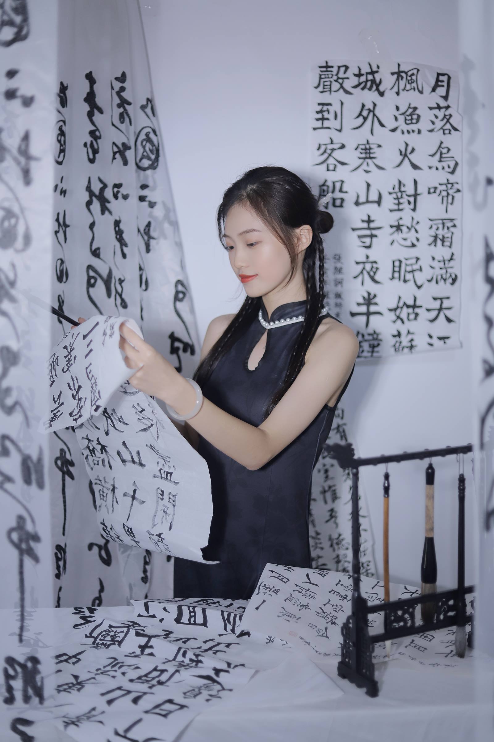 [YITUYU艺图语]2022.10.23 国风之韵 涵涵[28+1P/333MB]