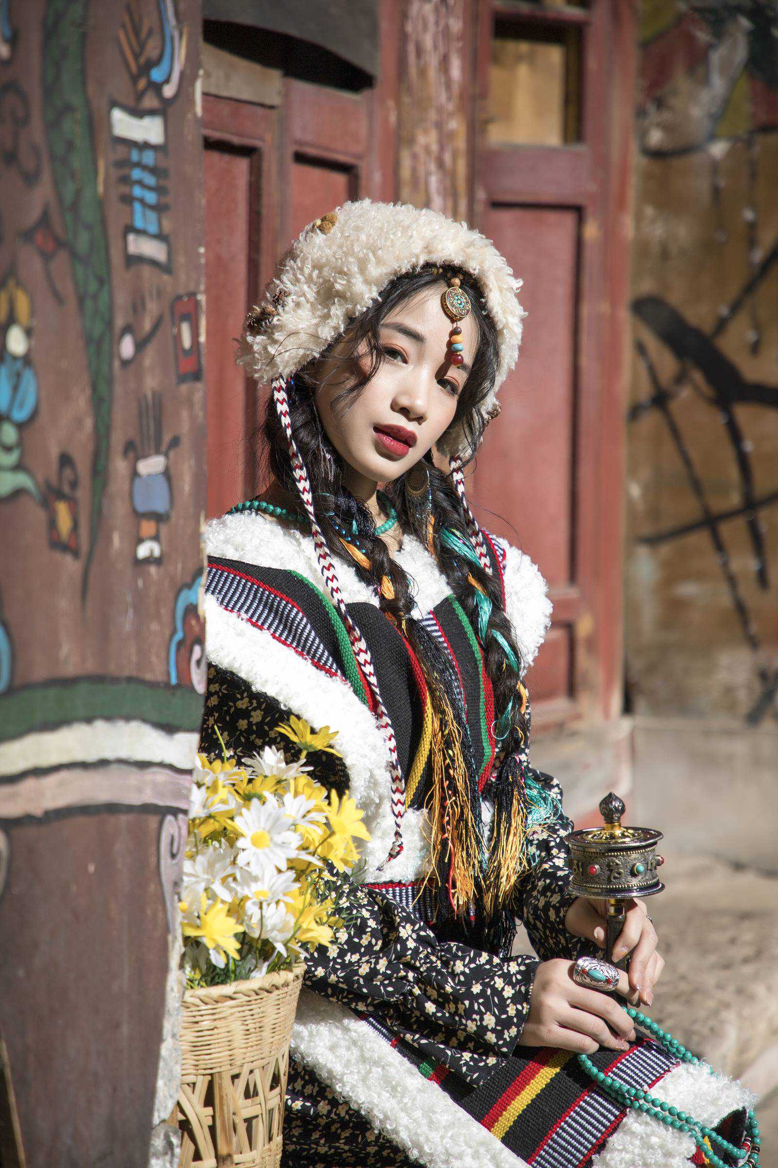 [YITUYU艺图语]2022.10.21 藏服少女 小葵[23+1P/505MB]