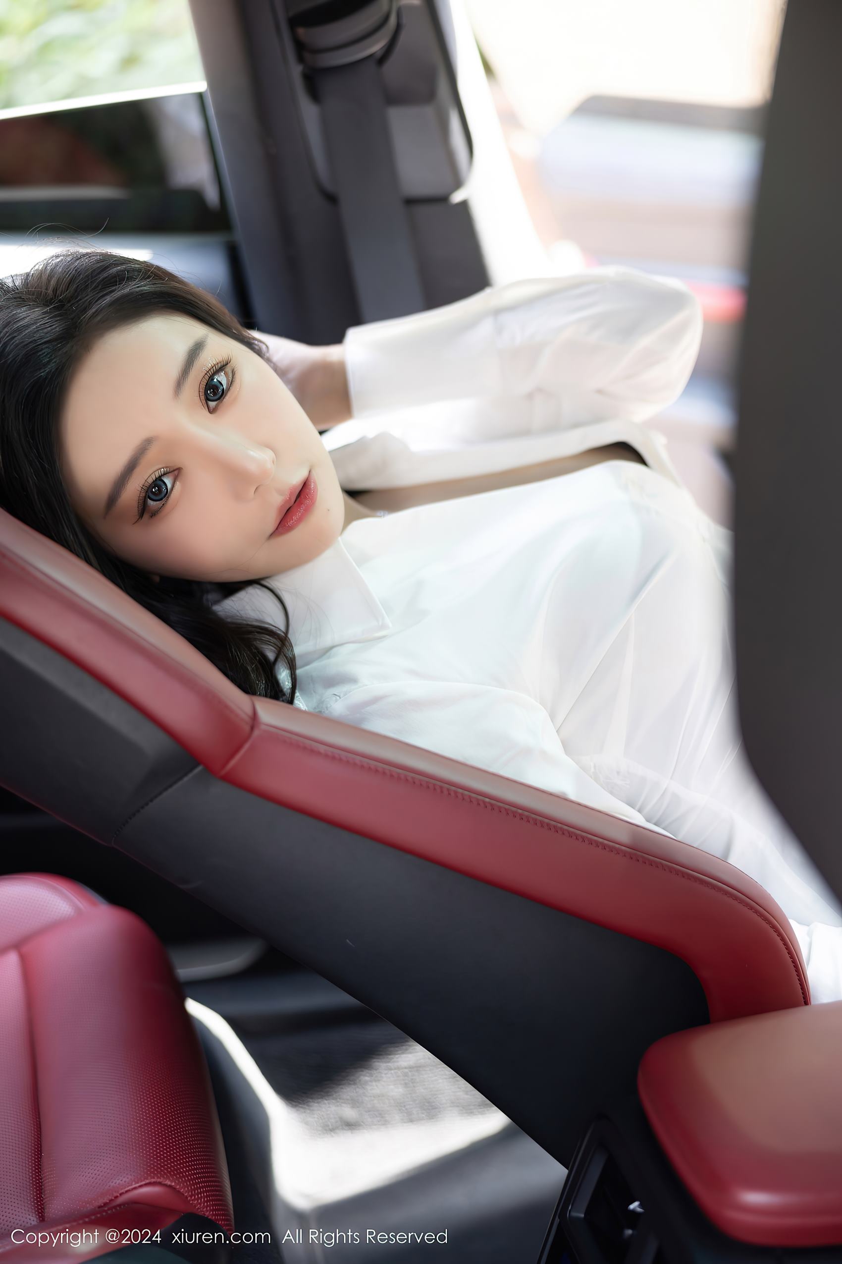 [Xiuren秀人网]2024.03.29 NO.8314 王馨瑶yanni[80+1P/651MB]