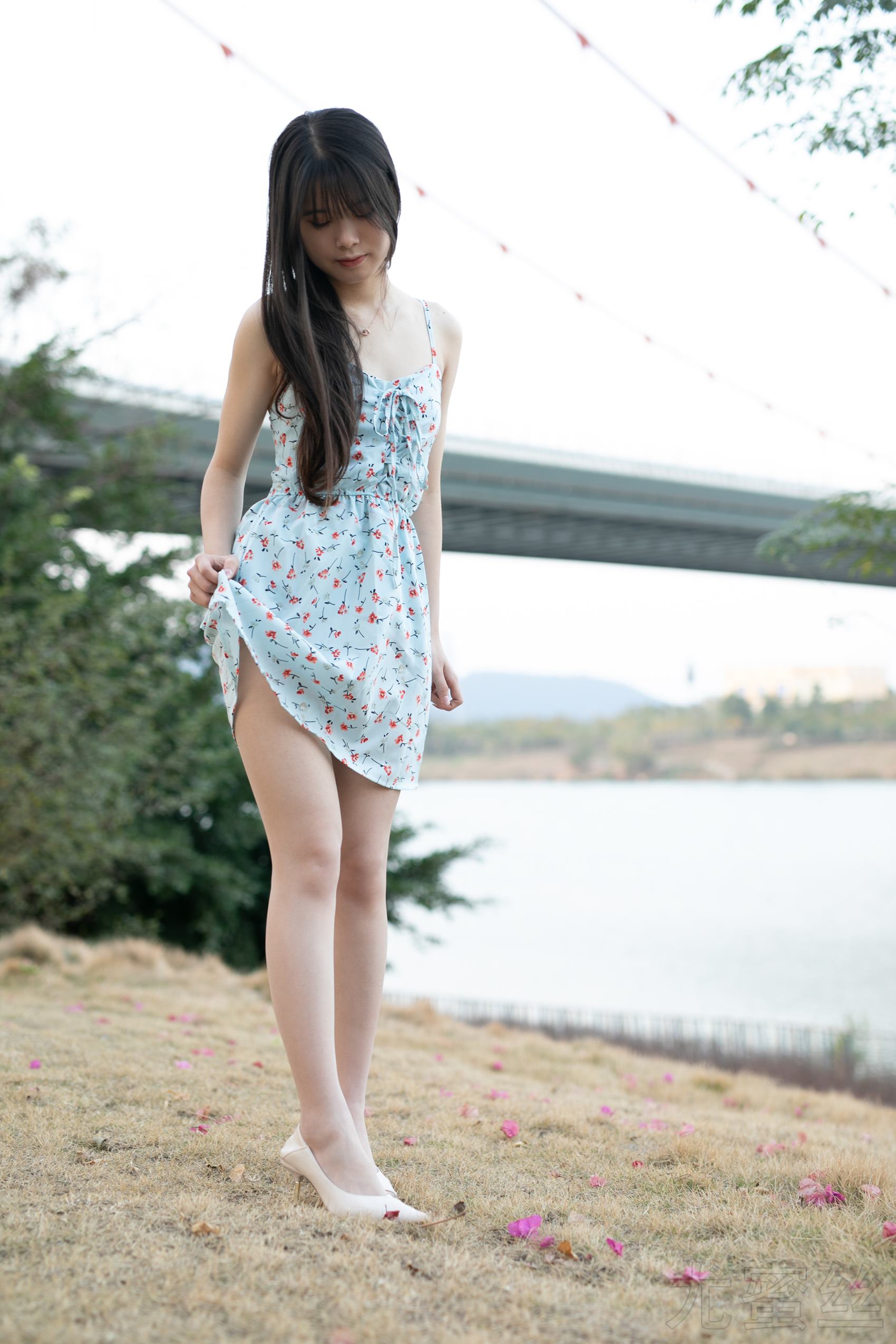 尤蜜丝 NO.046 穿搭推广展示图集 青春的气息 [60P/392MB]