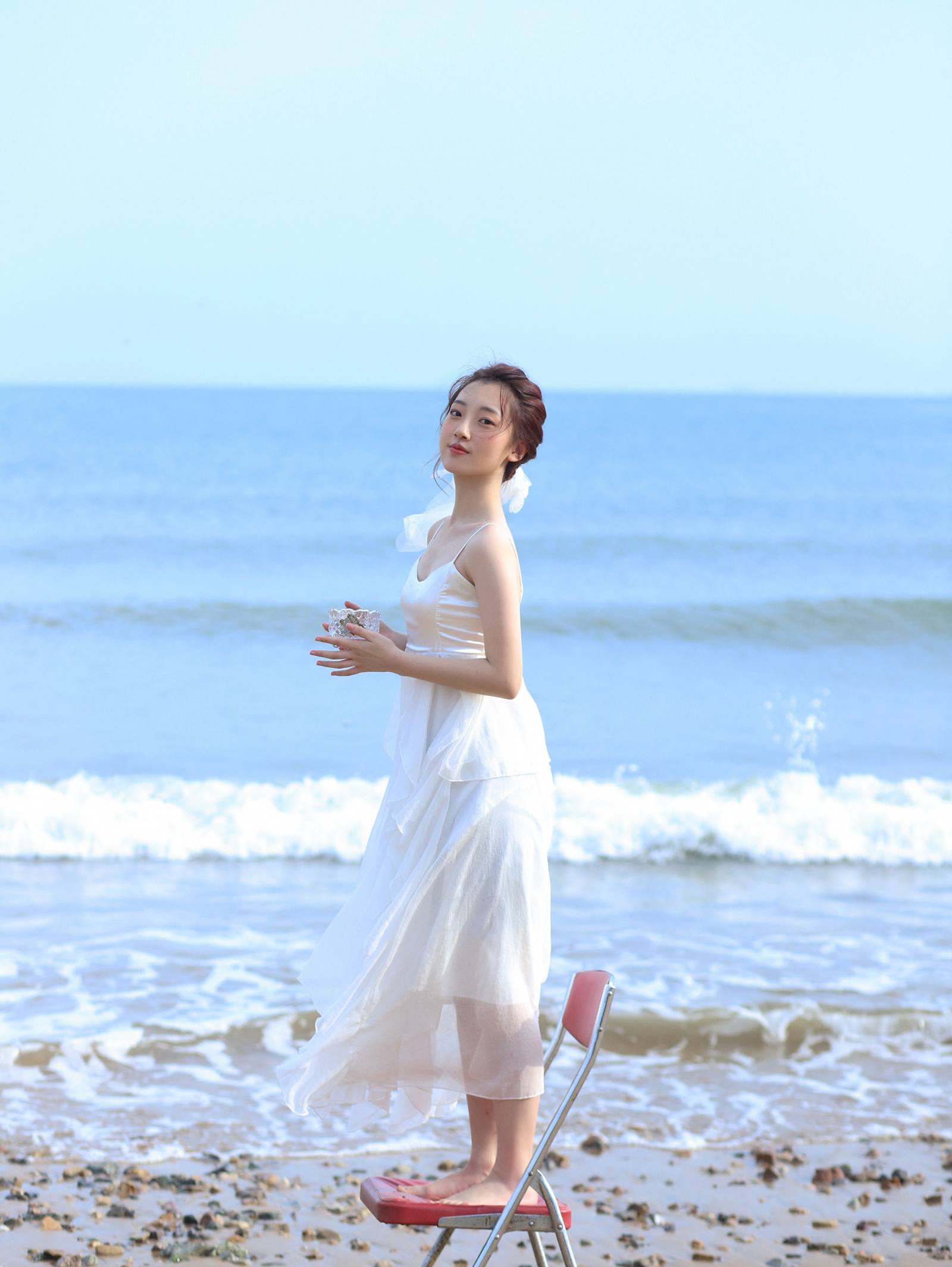 [YITUYU艺图语]2022.10.16 吹海边的风 盛盛[26+1P/238MB]