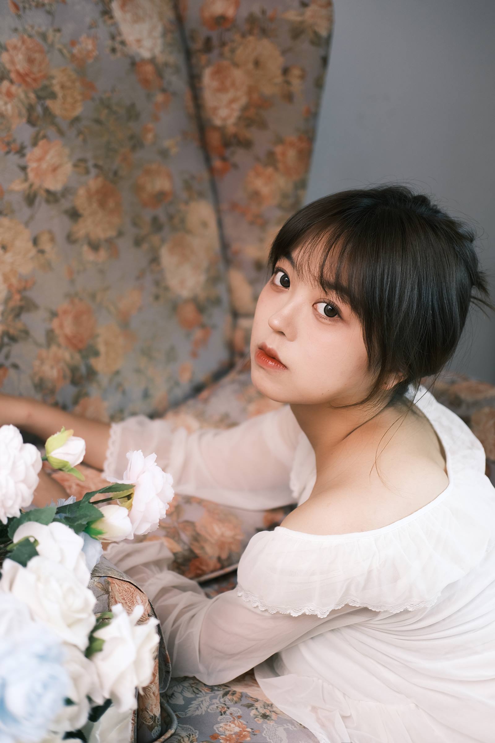 [YITUYU艺图语]2022.10.21 慵懒的下午 哈吉麻花[27+1P/380MB]