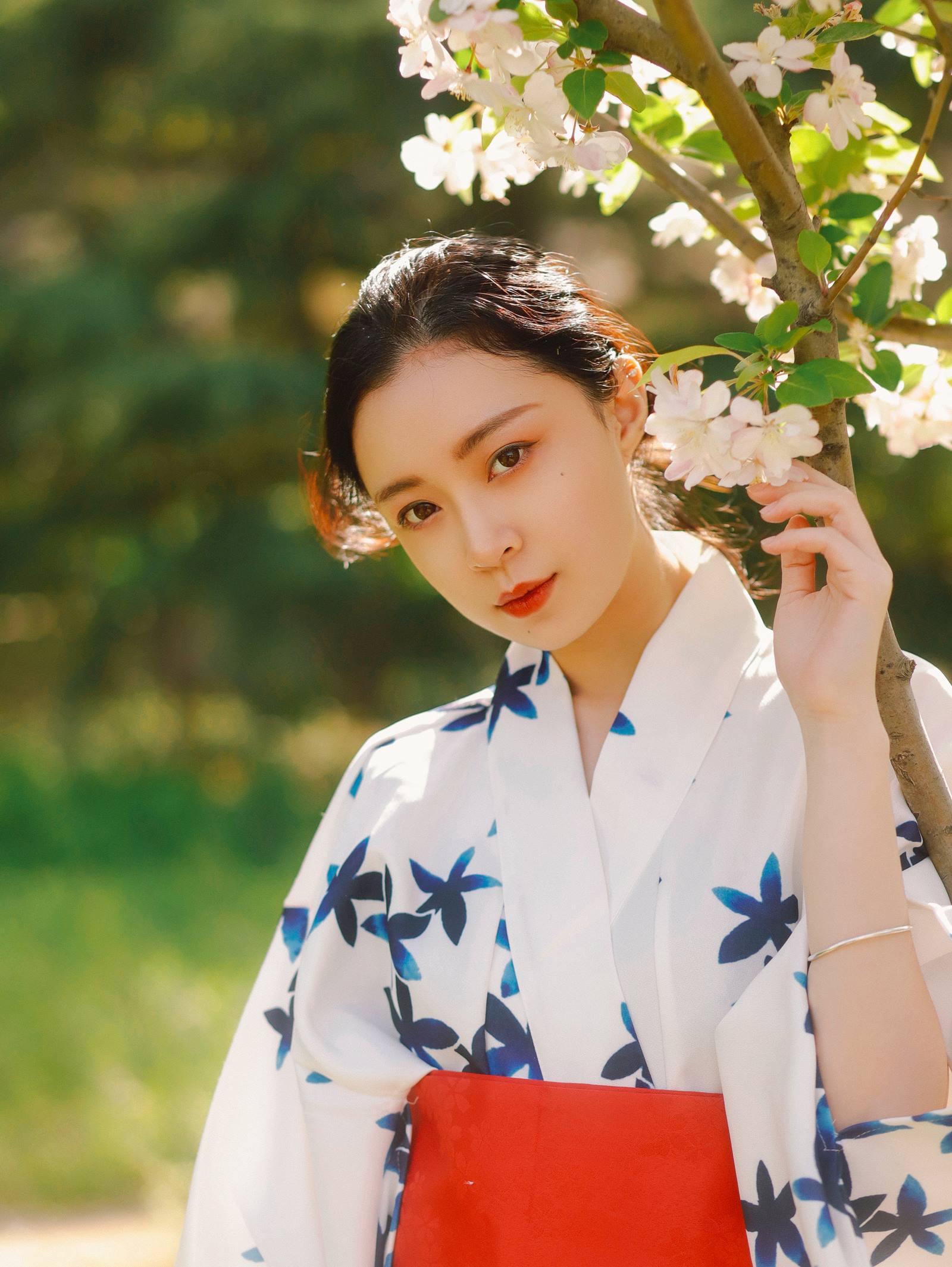 [YITUYU艺图语]2022.10.22 樱花季节 小月[27+1P/382MB]