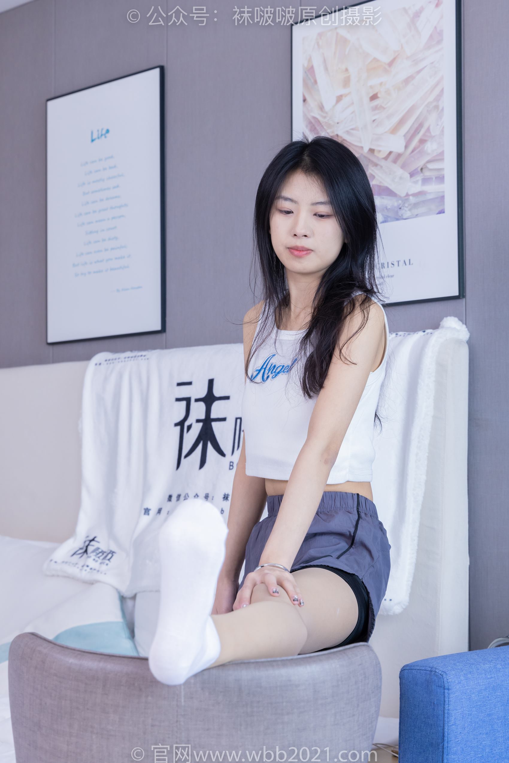 [BoBoSocks袜啵啵]NO.355 奶油-板鞋、白棉袜、肉丝[200P/1V/9.19GB]