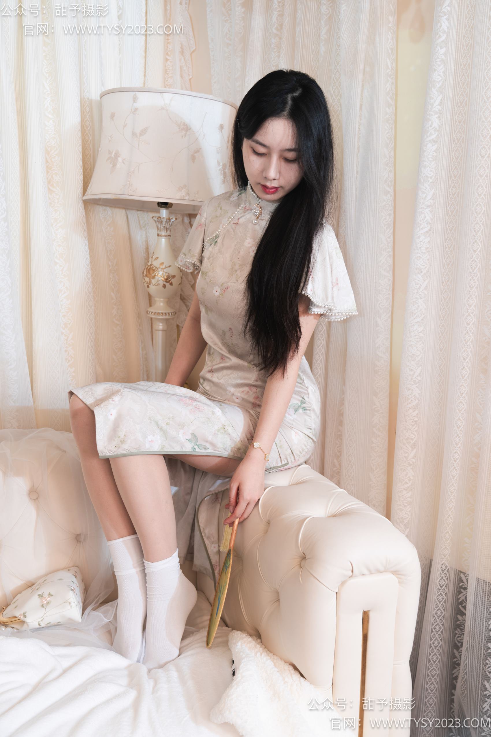 甜予摄影 NO.006 鱼鱼-高跟鞋、白棉袜、肉丝[124P/2V/9.44GB]