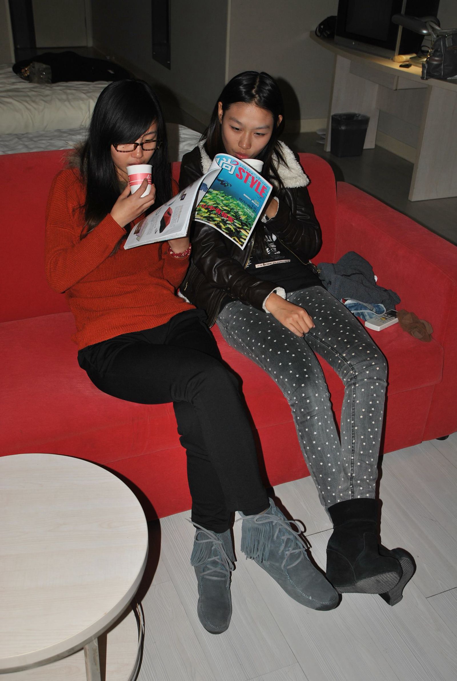 自由摄影 No.169 双人 丝袜 灵活 [45P/111MB]