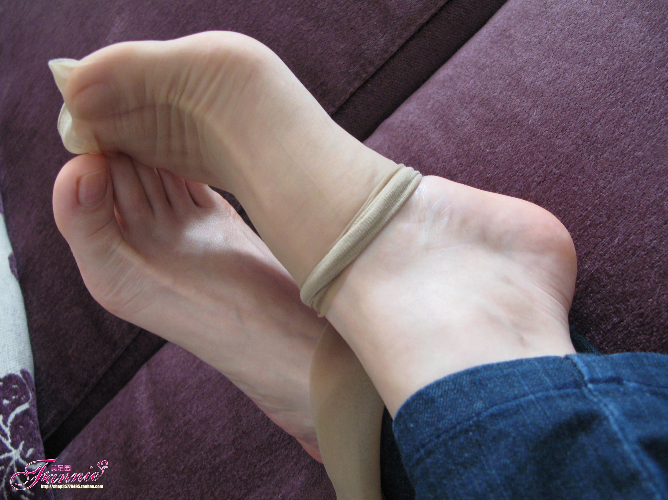 Fannie芬妮每足园 No.423 丝滑飘逸 暗香盈动5[63P/187MB]