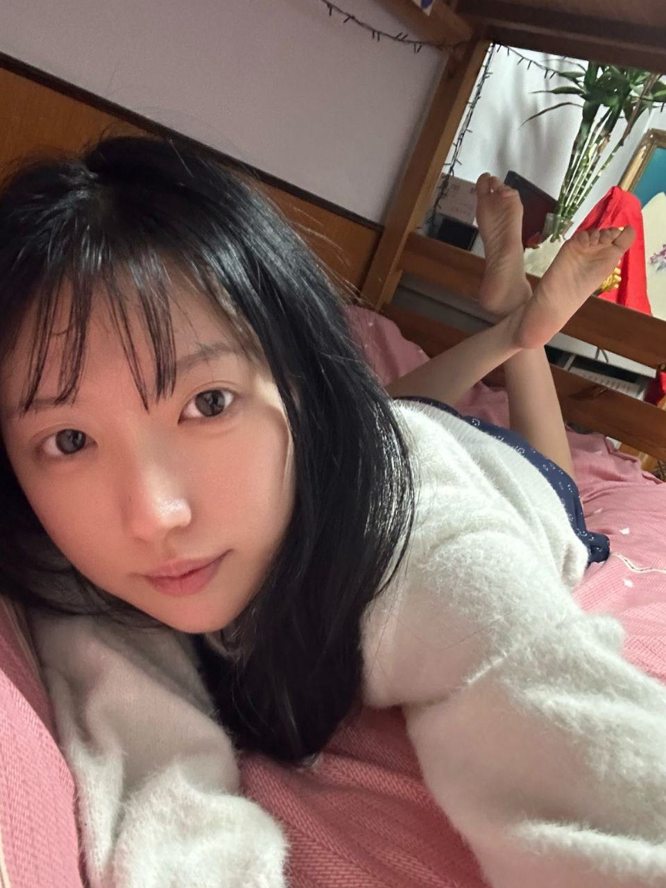 脚模面试脸足同框套路系列-020-22号-面试 艺术生妹妹生活照[19P/11V/169MB]