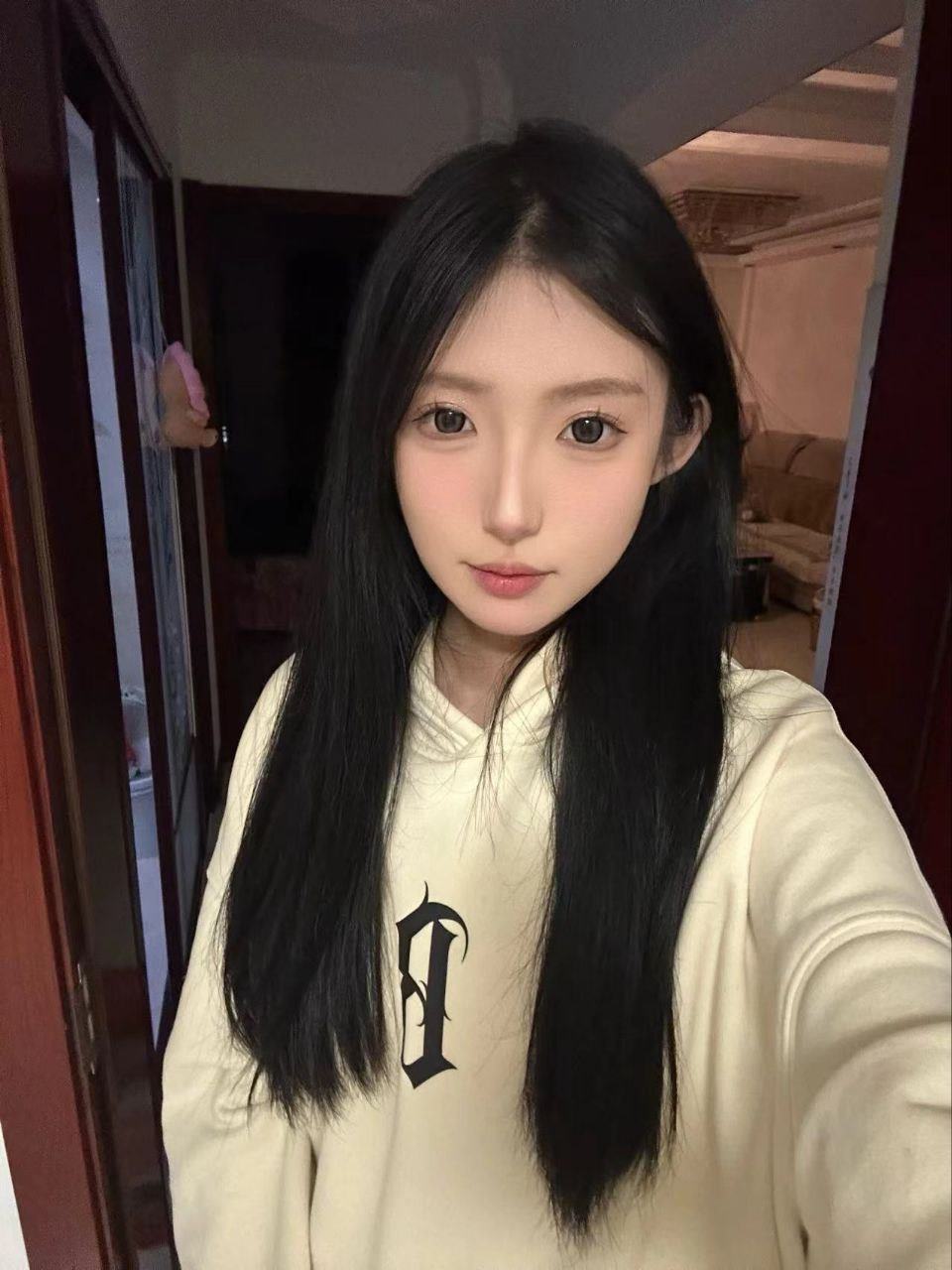 脚模面试脸足同框套路系列-020-22号-面试 艺术生妹妹生活照[19P/11V/169MB]