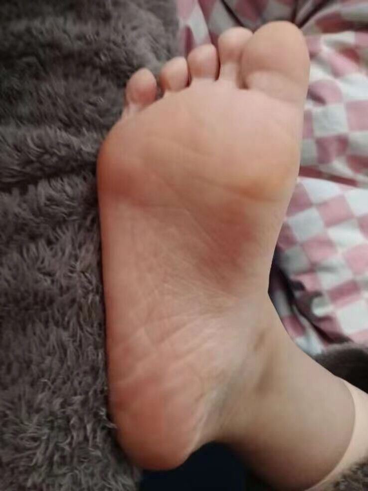 脚模面试脸足同框套路系列-065-COS小美女[9P/640MB]