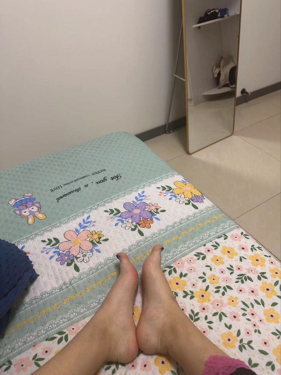 脚模面试脸足同框套路系列-070-白衣少女[10P/11V/63MB]