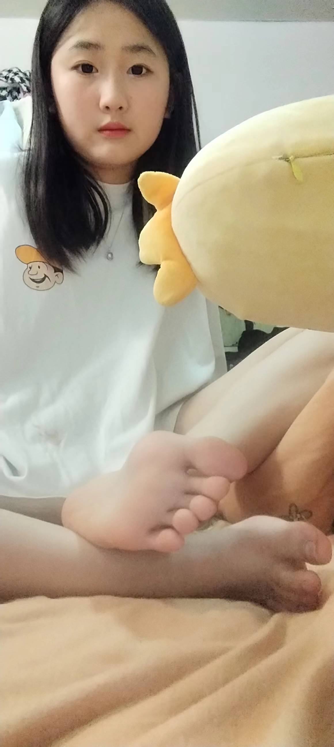 脚模面试脸足同框套路系列-060-素人8（两个妹字）[25P/4MB]