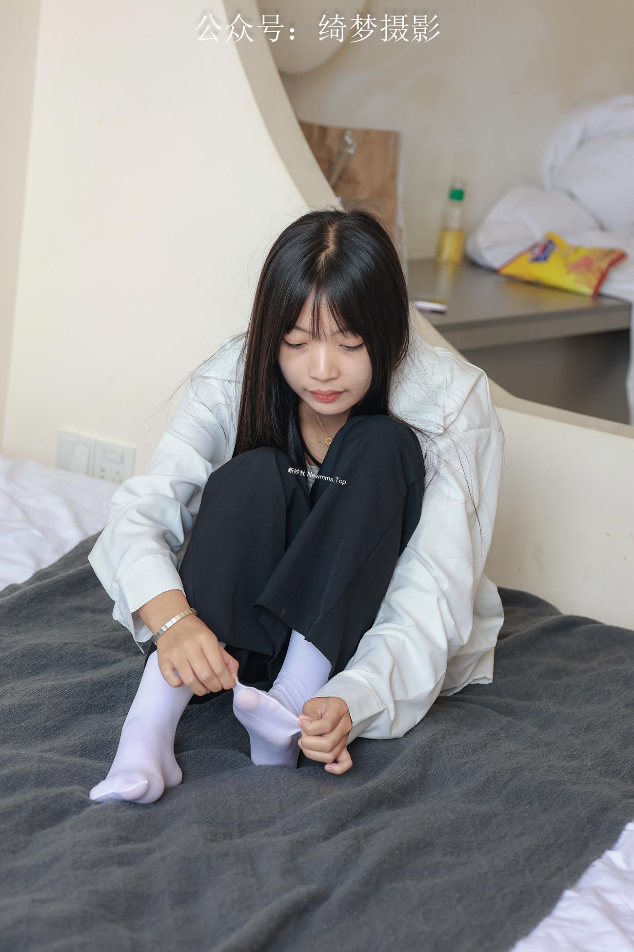 绮梦摄影 第027期 团子（无印珍藏版）[68P/1V/1.11GB]