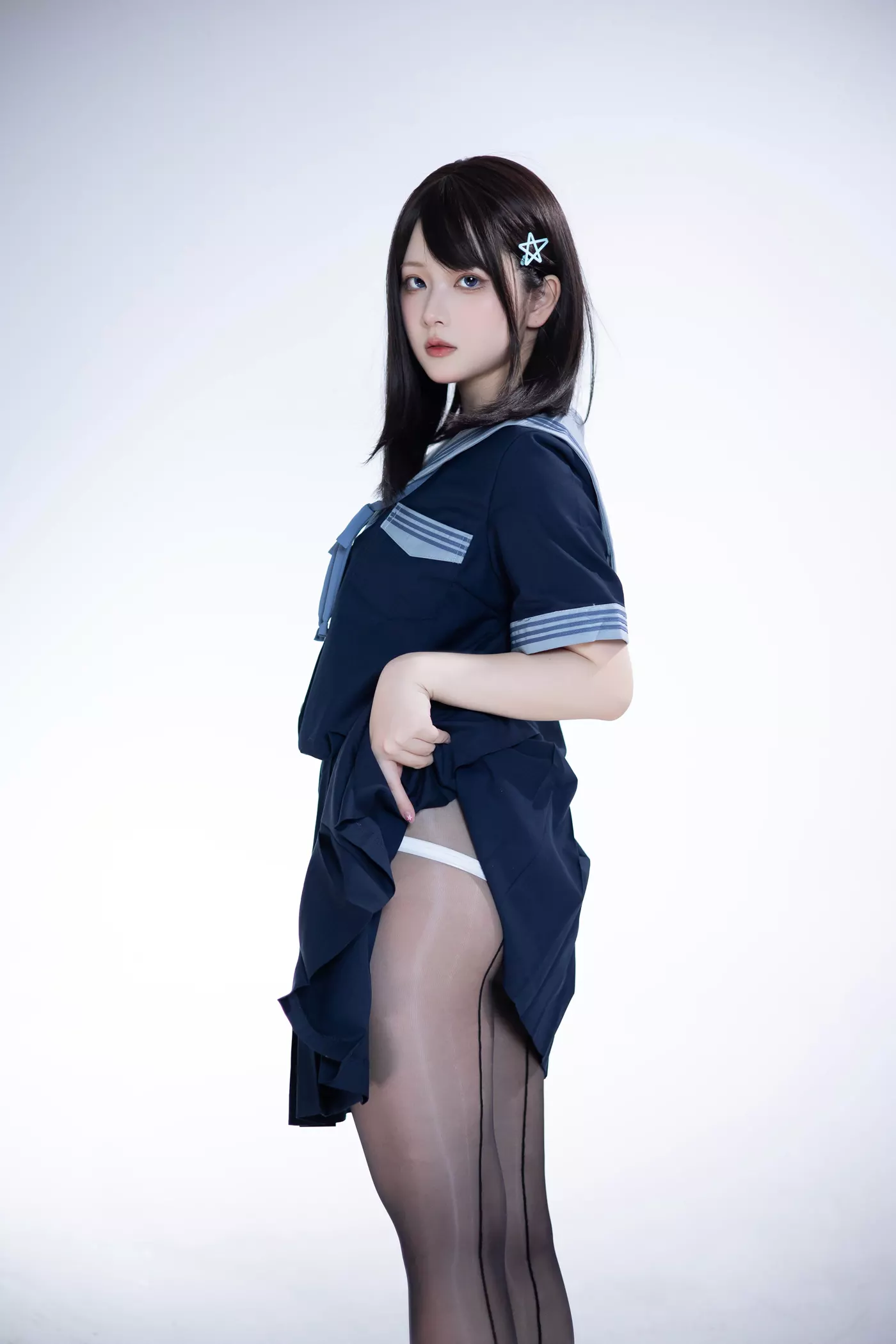 屿鱼 - 蔚蓝档案 竞泳[28P/108MB]