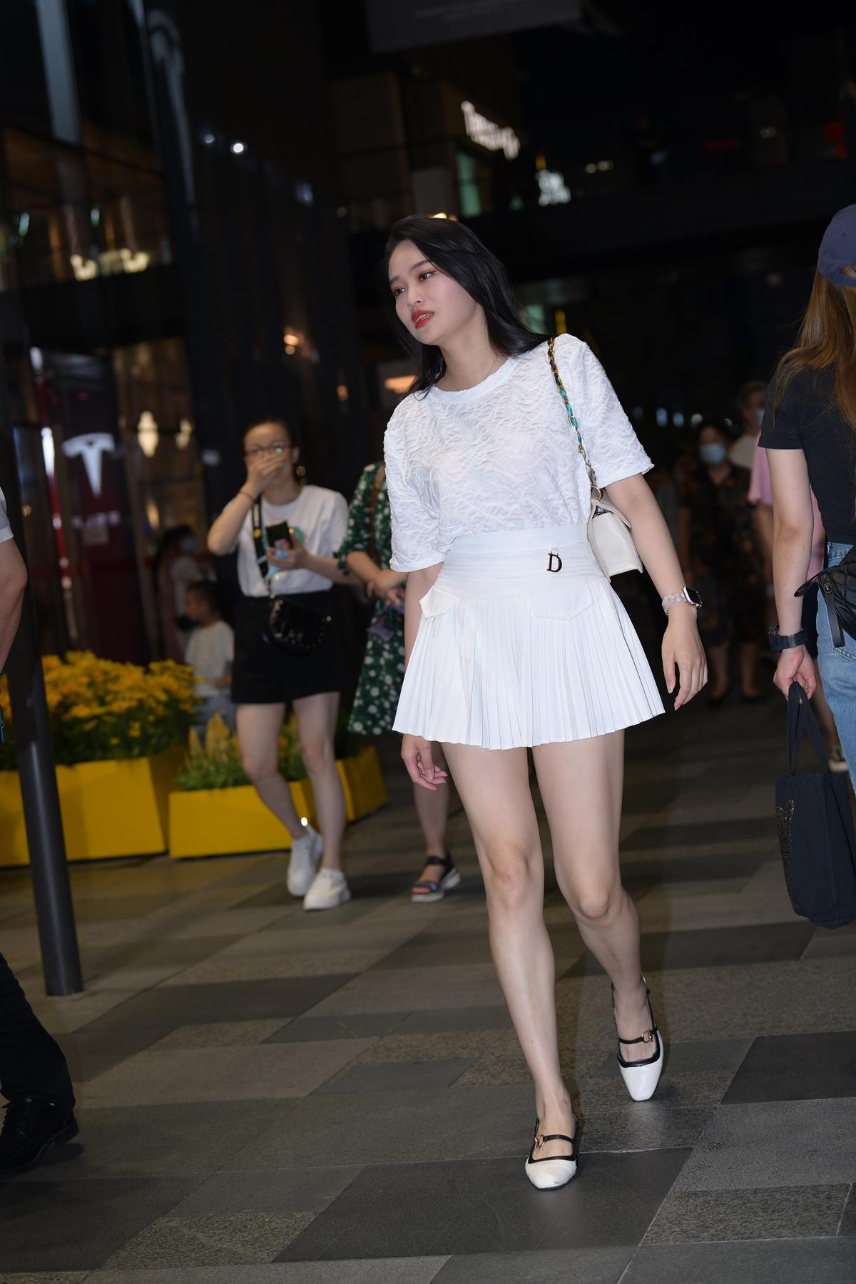 精选街拍作品 NO.5678 青春白色百褶裙[105P/202MB]