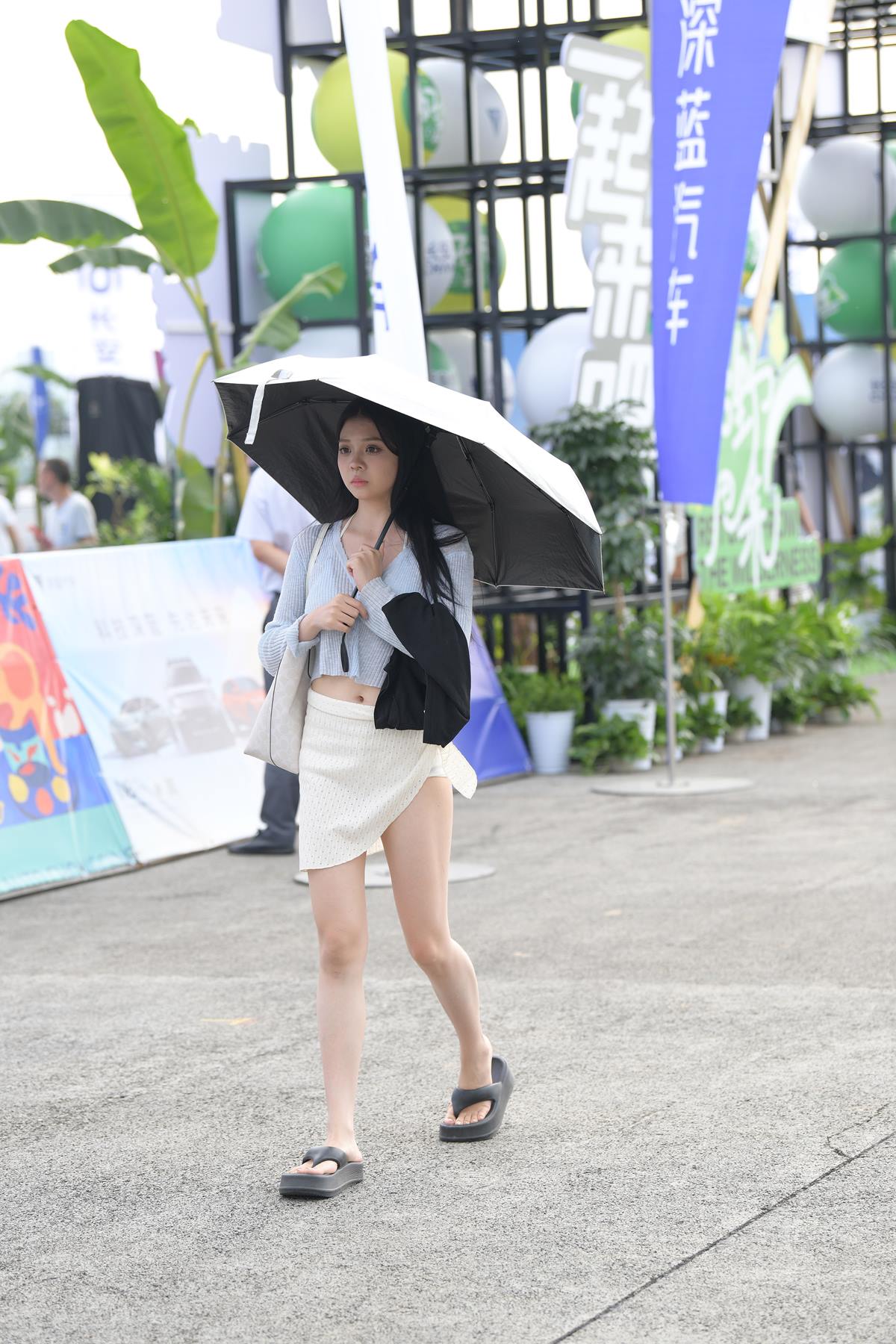 精选街拍作品 NO.5760 甜美清新女孩[40P/94MB]