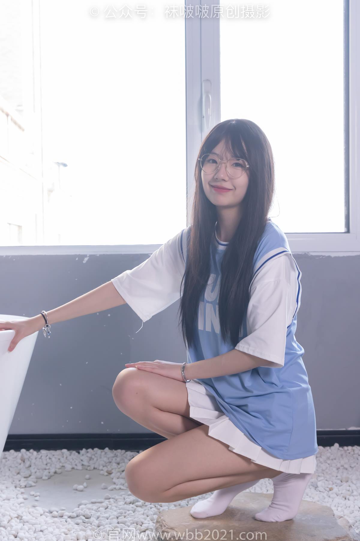 [BoBoSocks袜啵啵]NO.561 小甜豆-板鞋、短白棉袜、裸足[155P/1V/5.76GB]