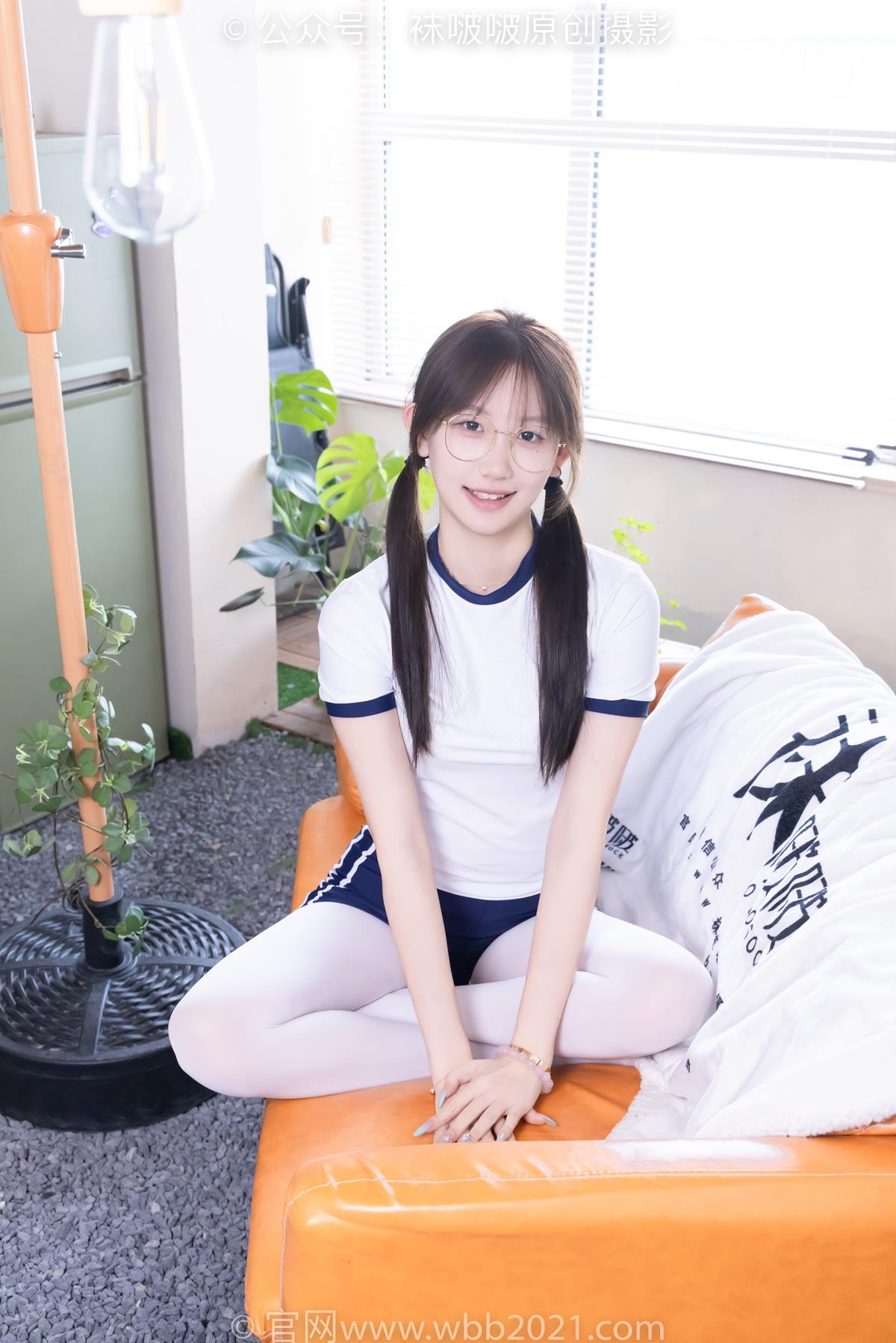 [BoBoSocks袜啵啵]NO.562 香菜-体操服、皮鞋、厚白丝[145P/1V/6.31GB]