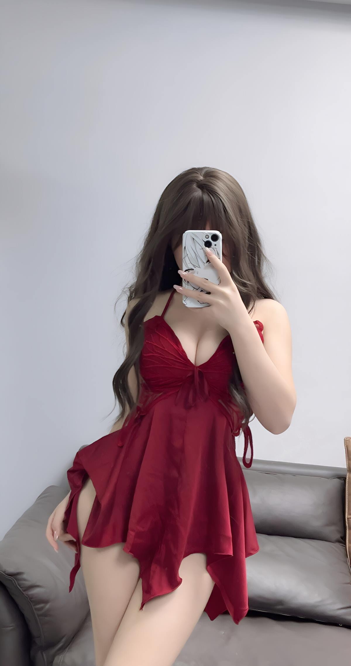 Bangni邦尼 - 圣诞尼尔 红裙御姐[132P/3V/964MB]