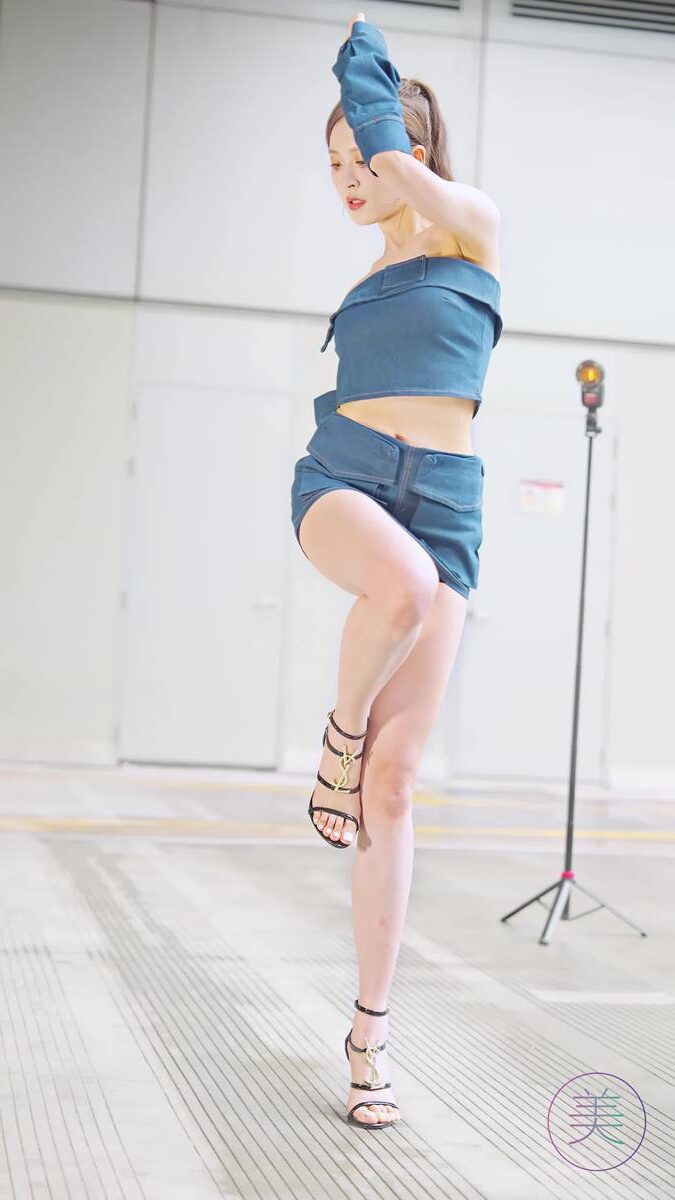 NO.1303 2024 深圳粤港澳大湾区车展 Model 车模随拍 97[1V/440MB]